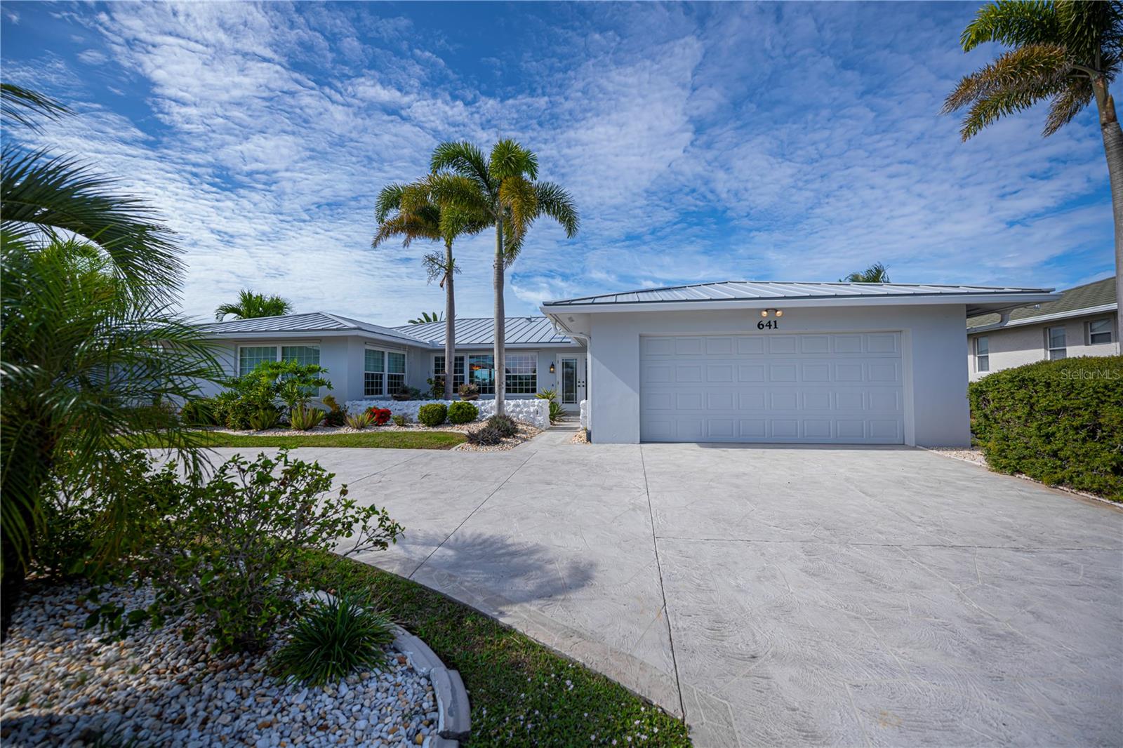 PUNTA GORDA ISLES SEC 5 - Residential