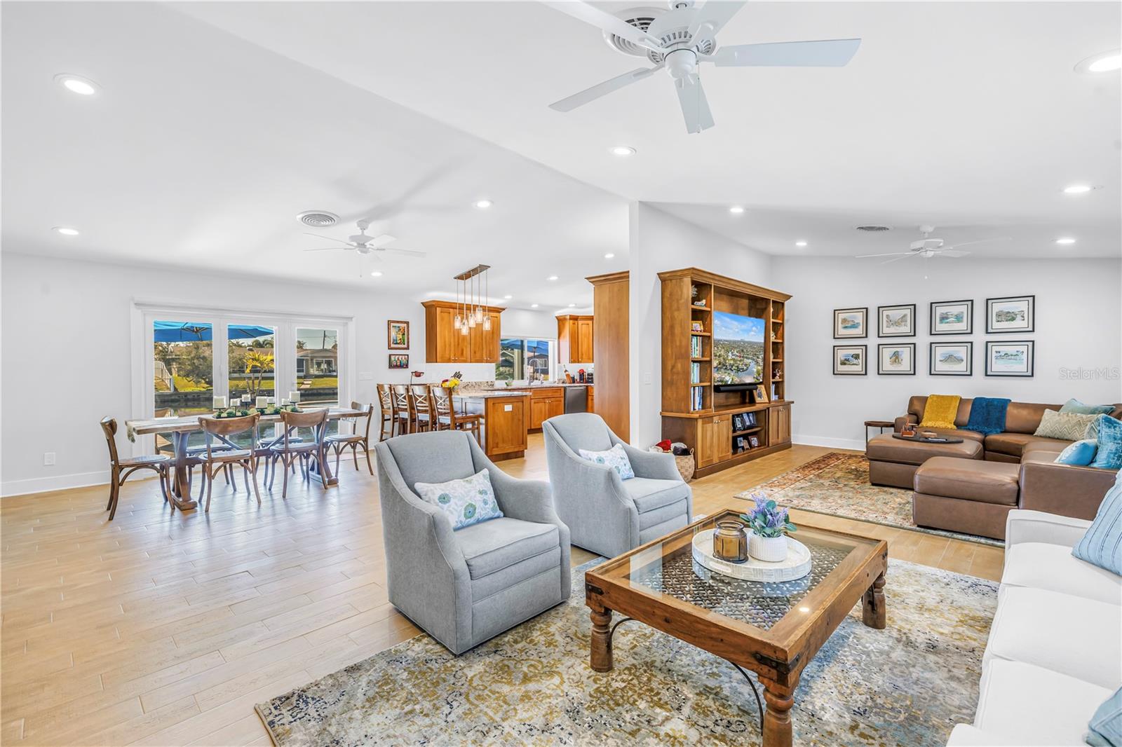 5166 HORSESHOE PLACE NE