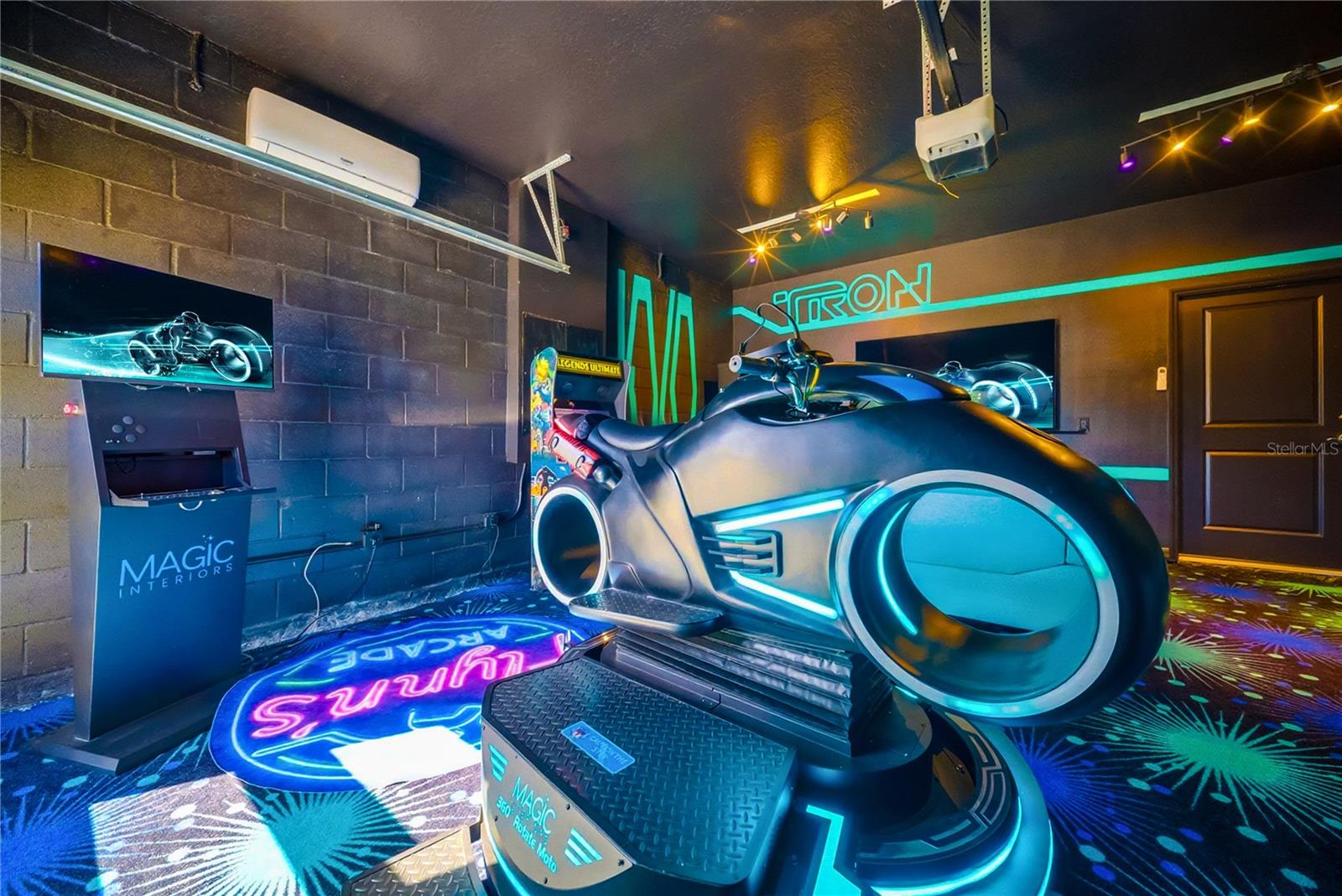 WINDSOR CAY PH 1 - Residential