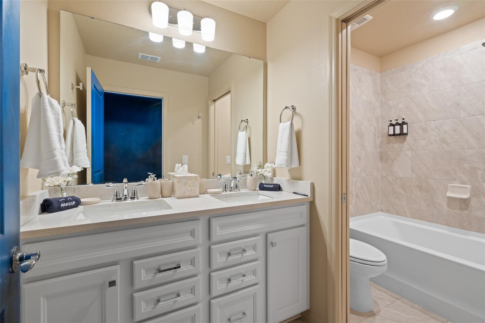 WINDSOR CAY PH 1 - Residential