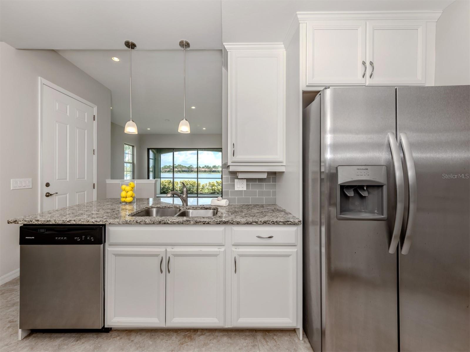 TOSCANA ISLES - Residential