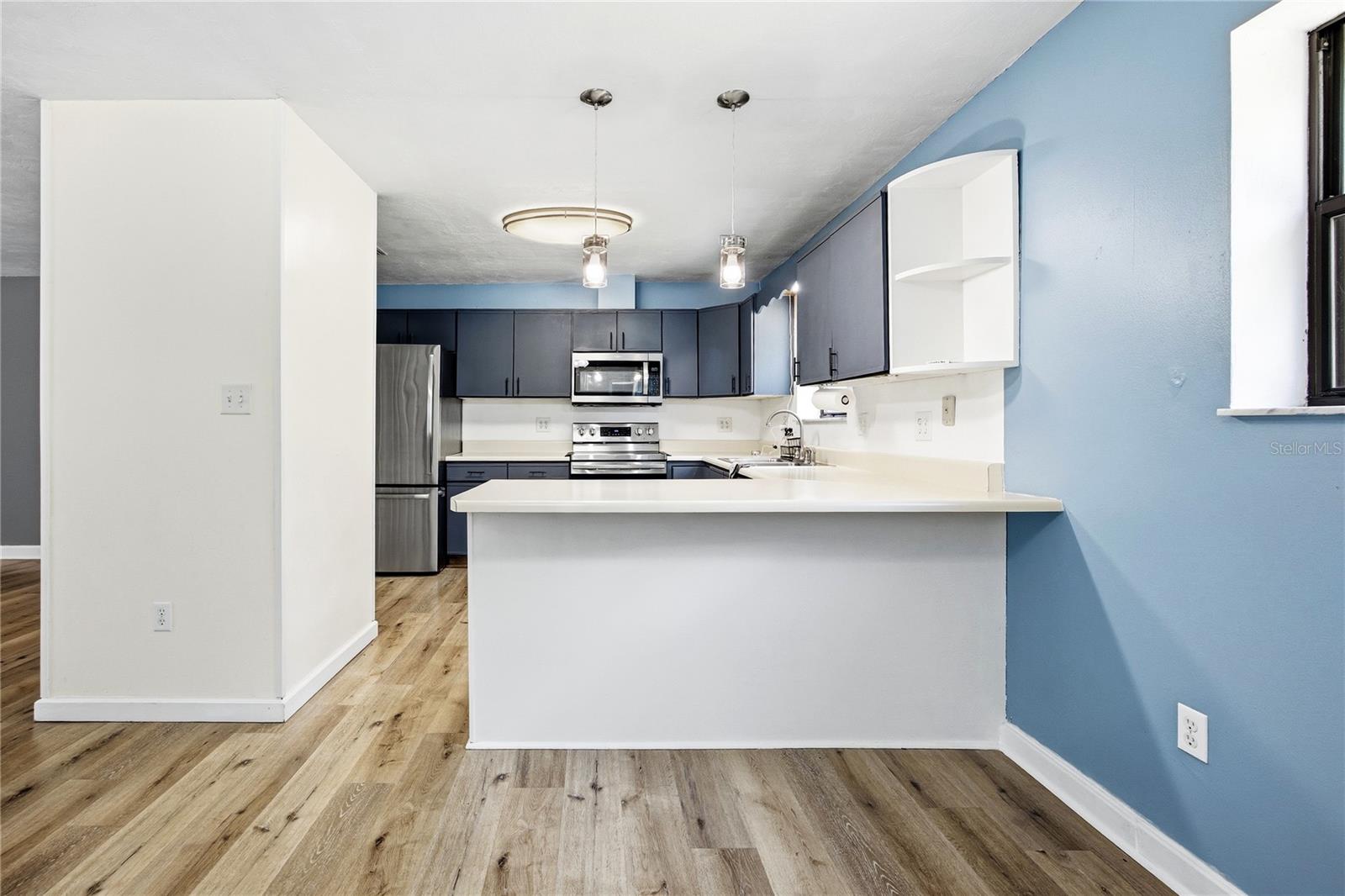 TRI-CITY OAKS - Residential