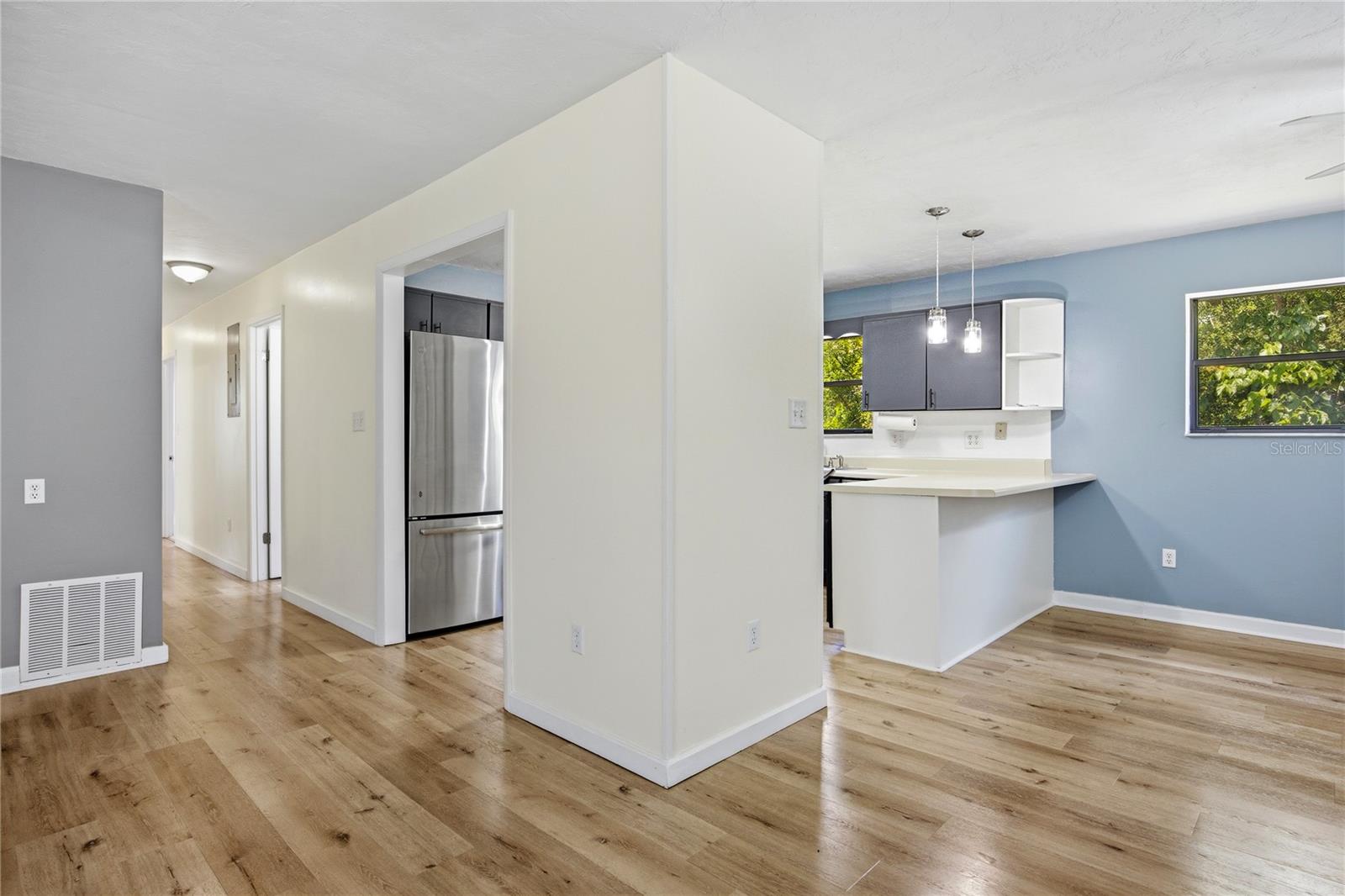TRI-CITY OAKS - Residential