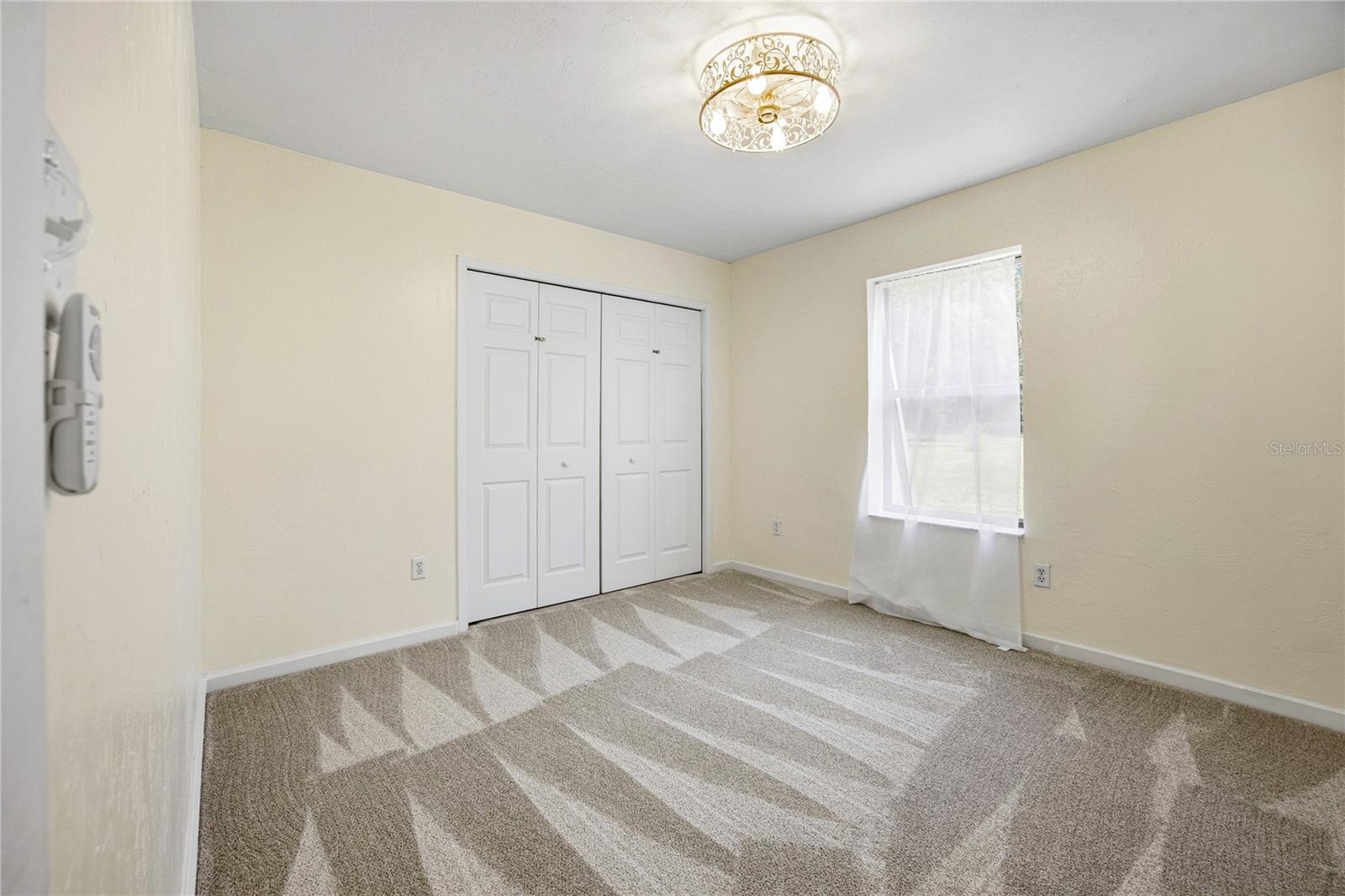 TRI-CITY OAKS - Residential