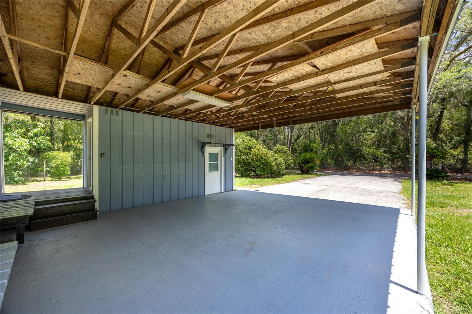 TRI-CITY OAKS - Residential