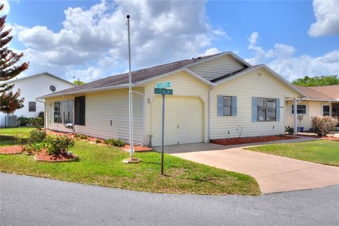 4861 SQUIRE HOLLOW DR LAKELAND FL 33801