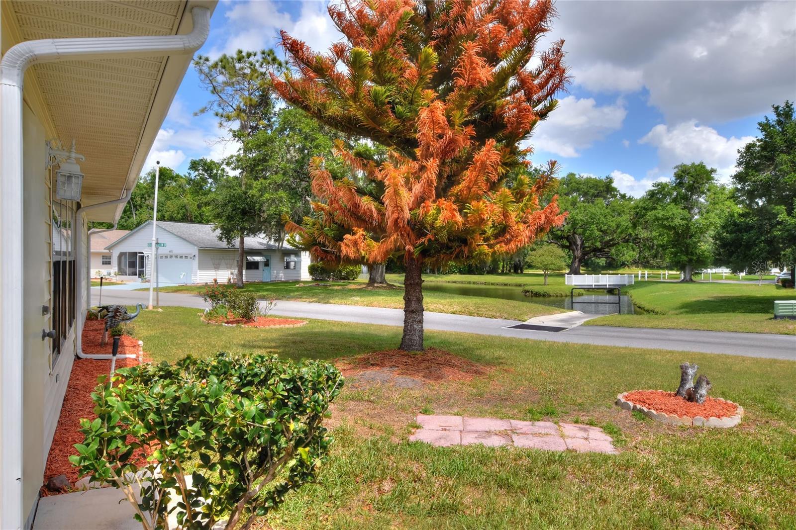 COLONNADES PH 02 - Residential