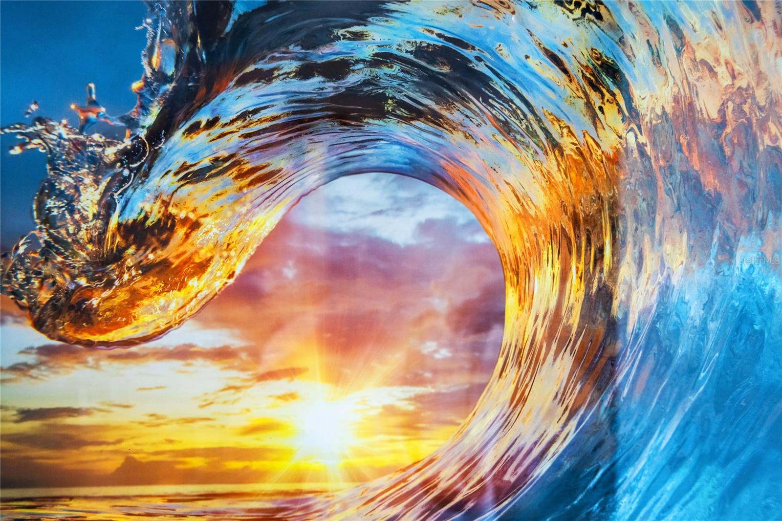 RAQUET CLUB (AKA RACQUET/RAQUET CLUB CONDOMINIUM) - Residential