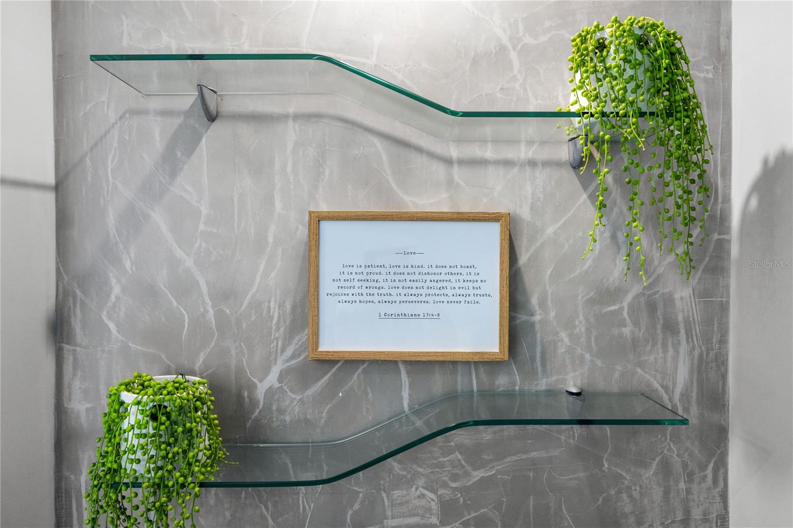 RAQUET CLUB (AKA RACQUET/RAQUET CLUB CONDOMINIUM) - Residential