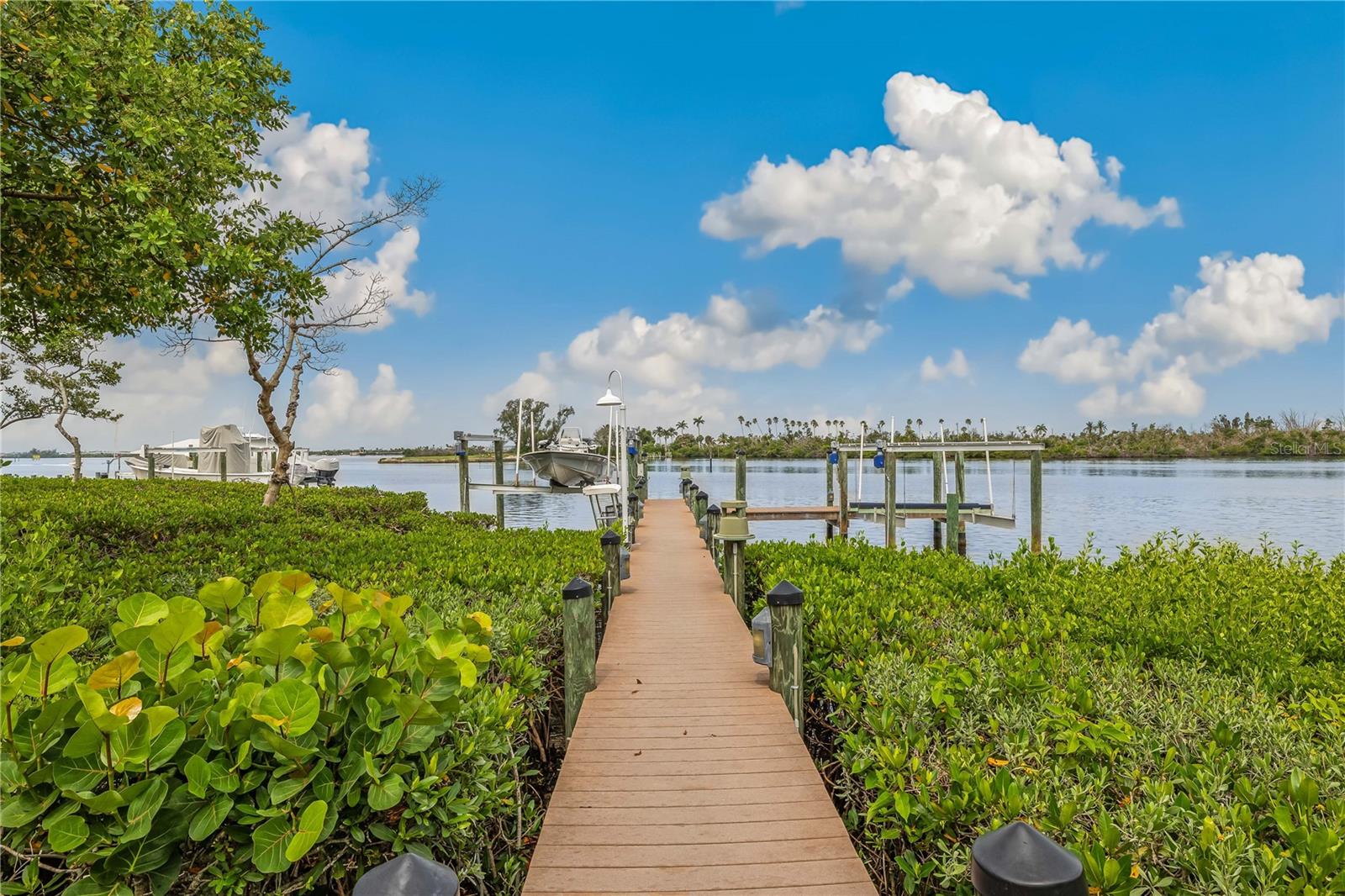 CORAL CREEK ANGLERS CLUB - Residential