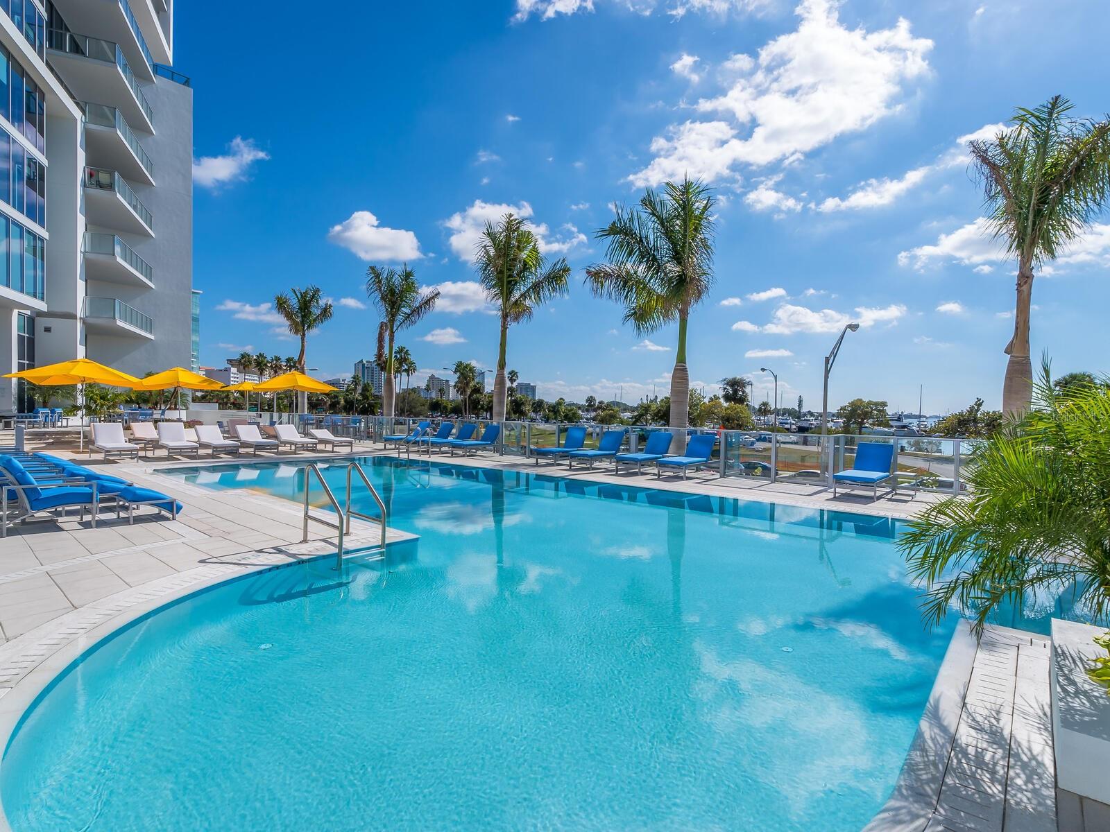 VUE SARASOTA BAY - Residential