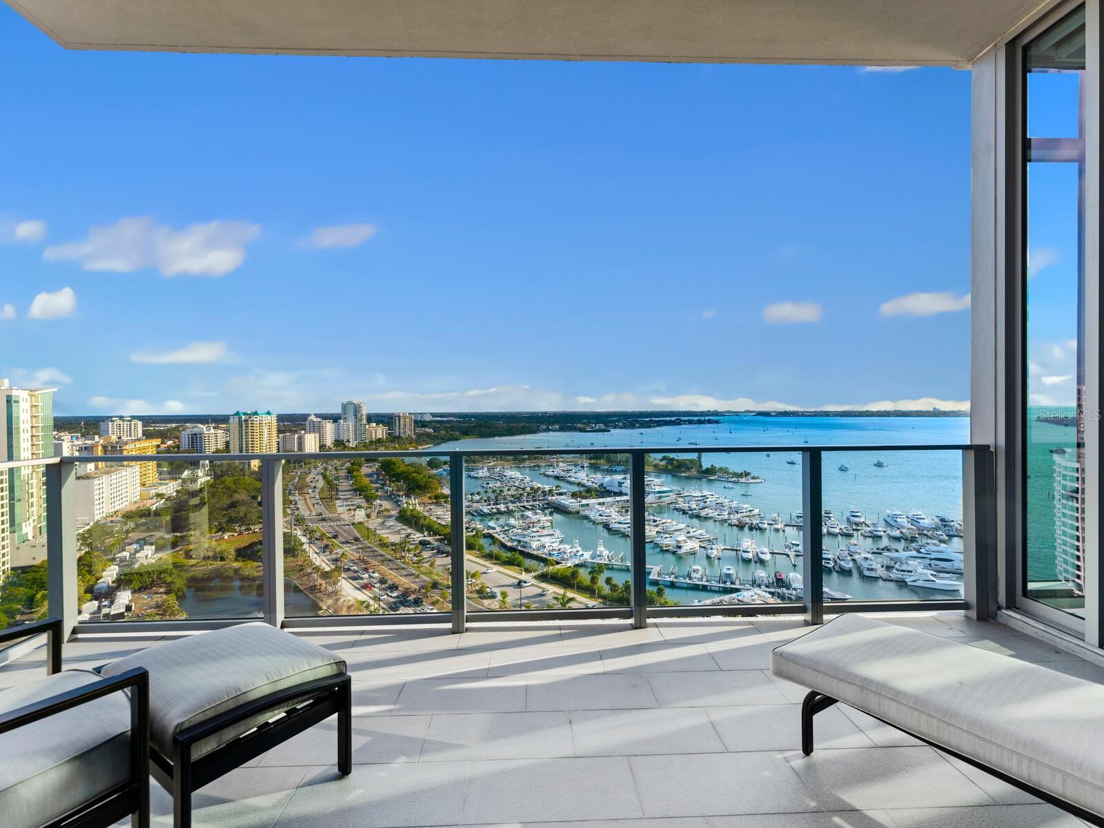 VUE SARASOTA BAY - Residential