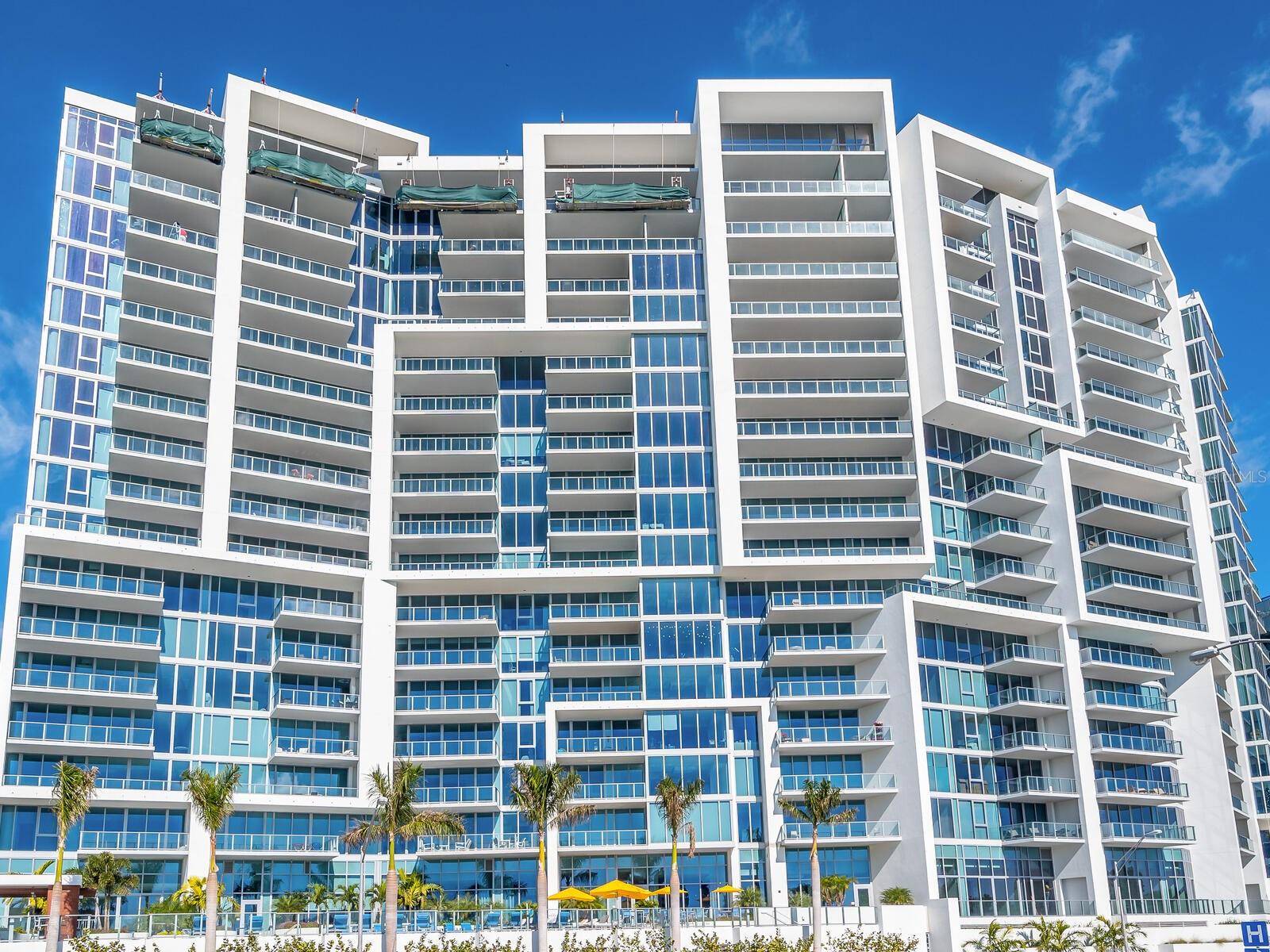 VUE SARASOTA BAY - Residential