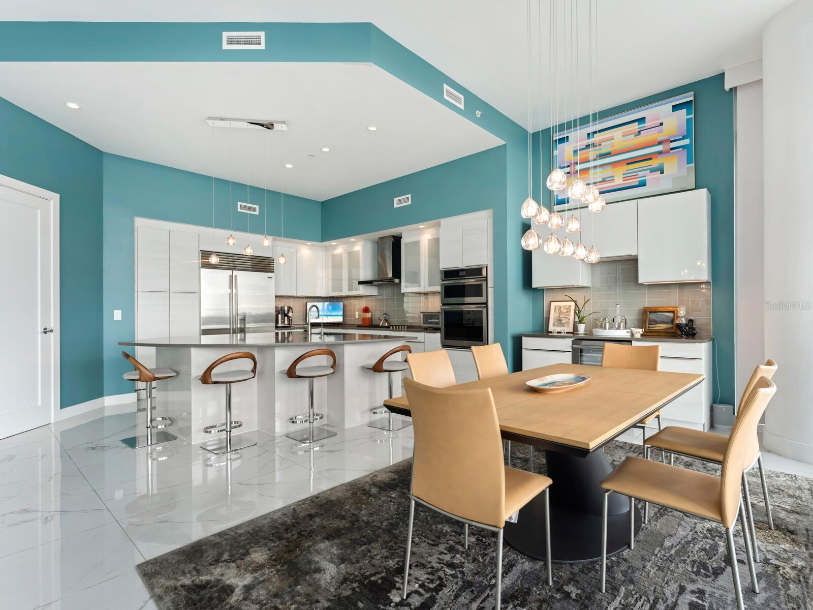 VUE SARASOTA BAY - Residential