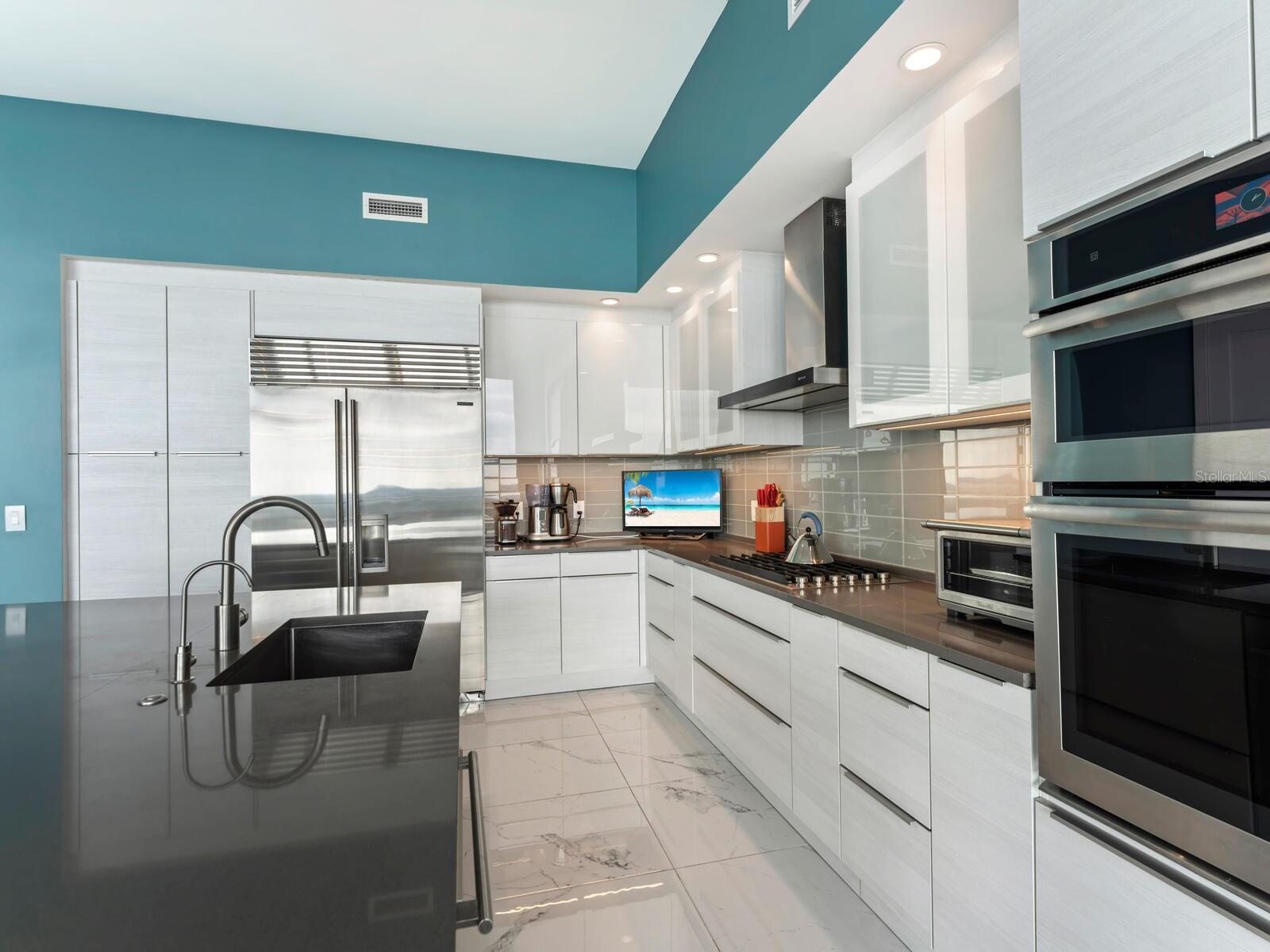 VUE SARASOTA BAY - Residential