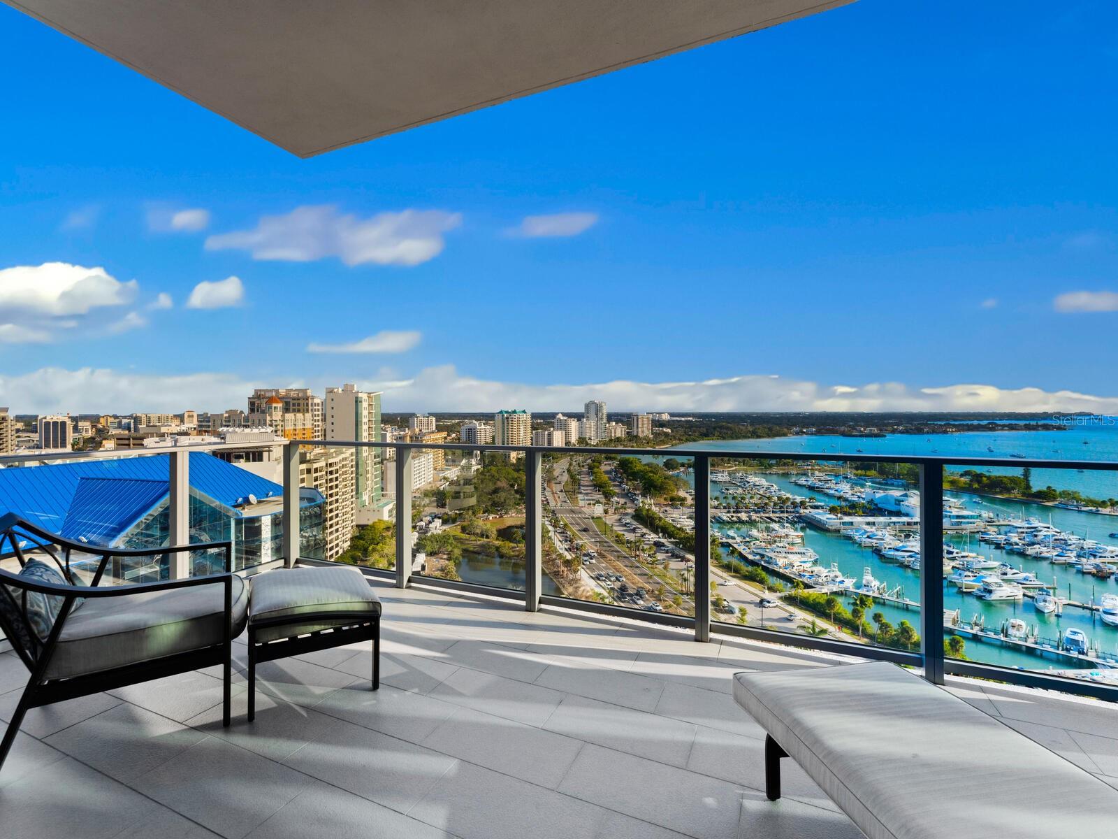 VUE SARASOTA BAY - Residential