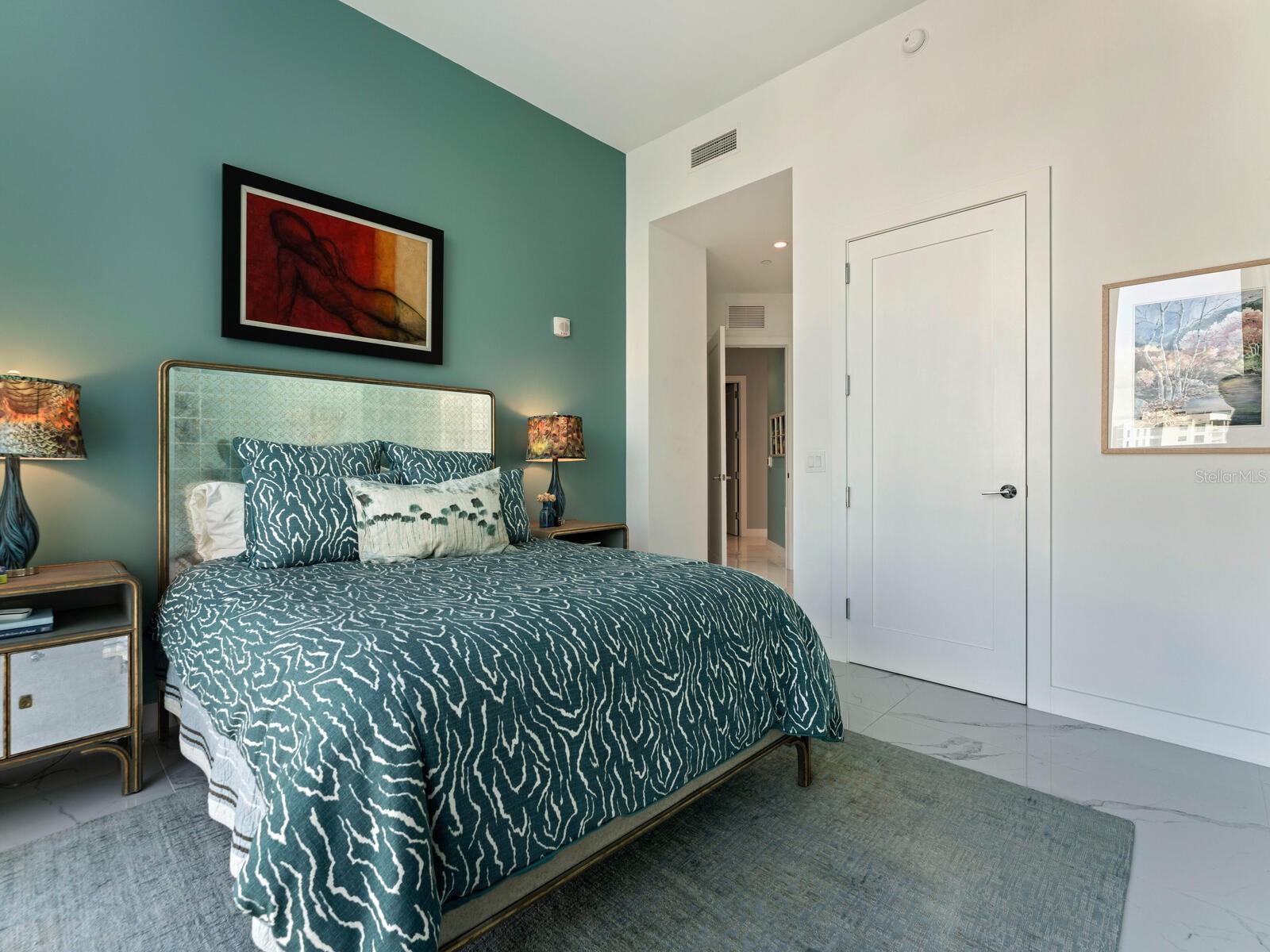 VUE SARASOTA BAY - Residential