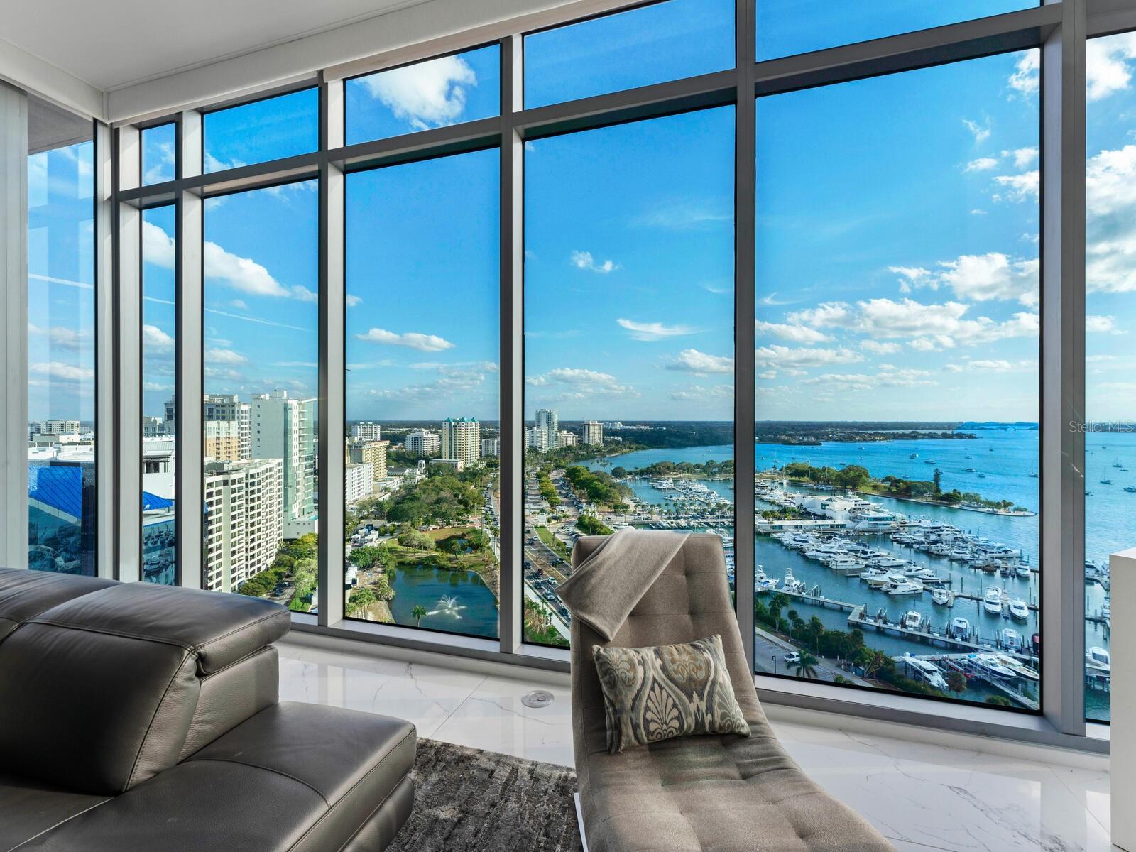 VUE SARASOTA BAY - Residential