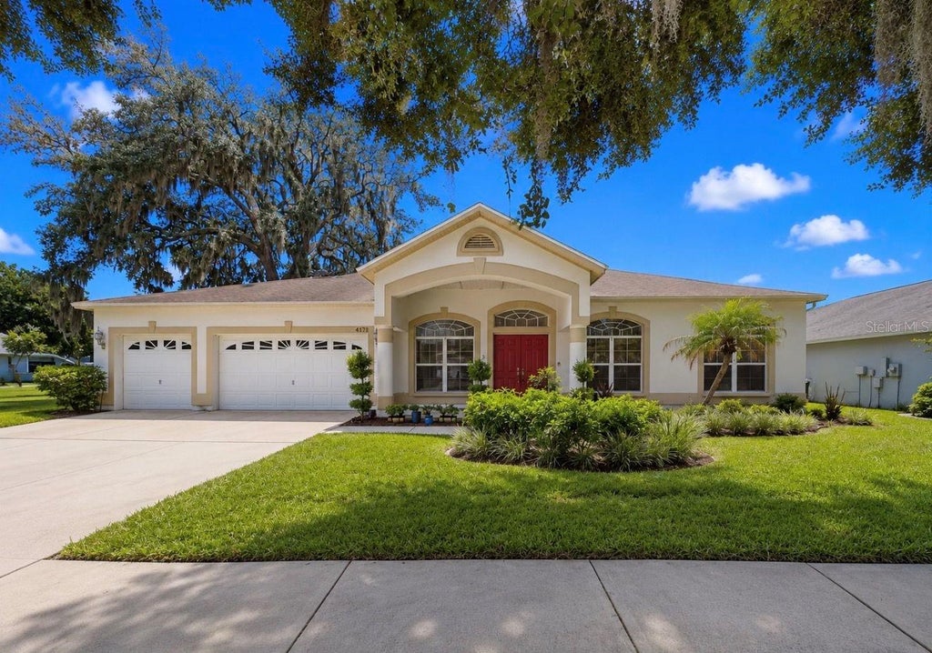 Photo of 4730 Portobello Circle, Valrico, FL 33596 (MLS # TB8541345)