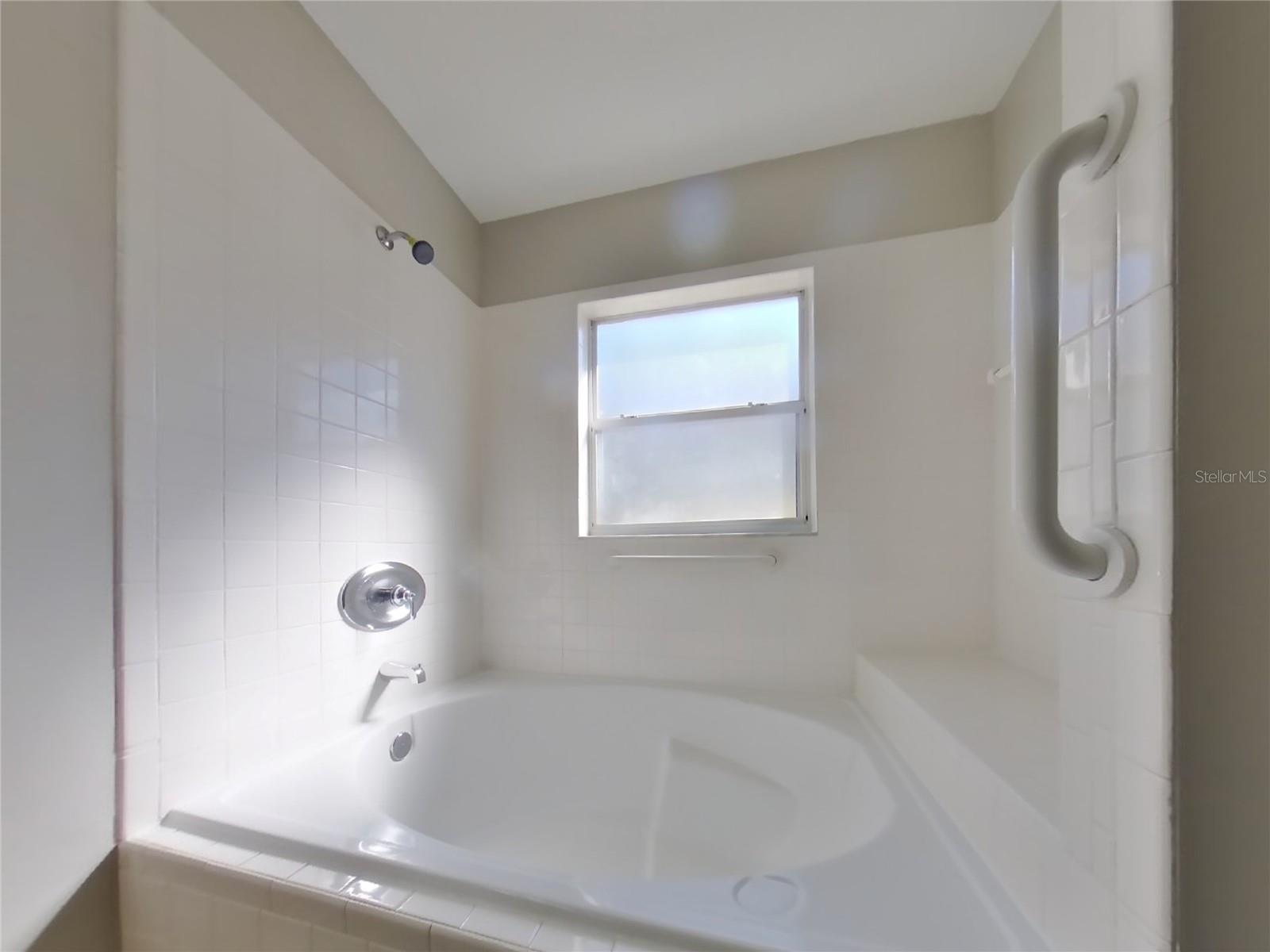 VOTAW VILLAGE PH 02 - Residential Lease