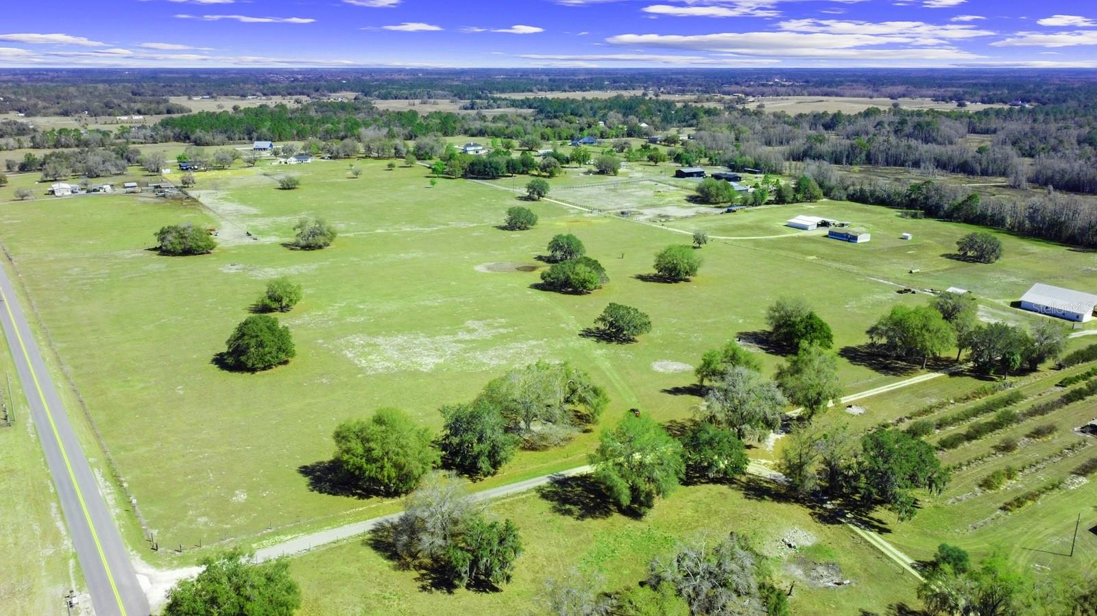 GROVELAND FARMS - Land