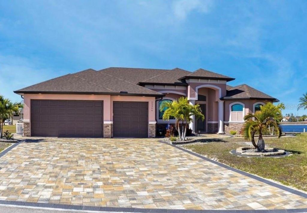 Photo of 25364 Saint Helena Lane, Punta Gorda, FL 33983 (MLS # C7521698)