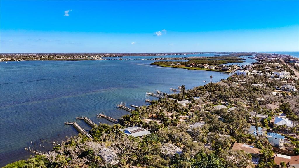 Photo of 4025 Bay Oaks Circle, Englewood, FL 34223 (MLS # A4673362)