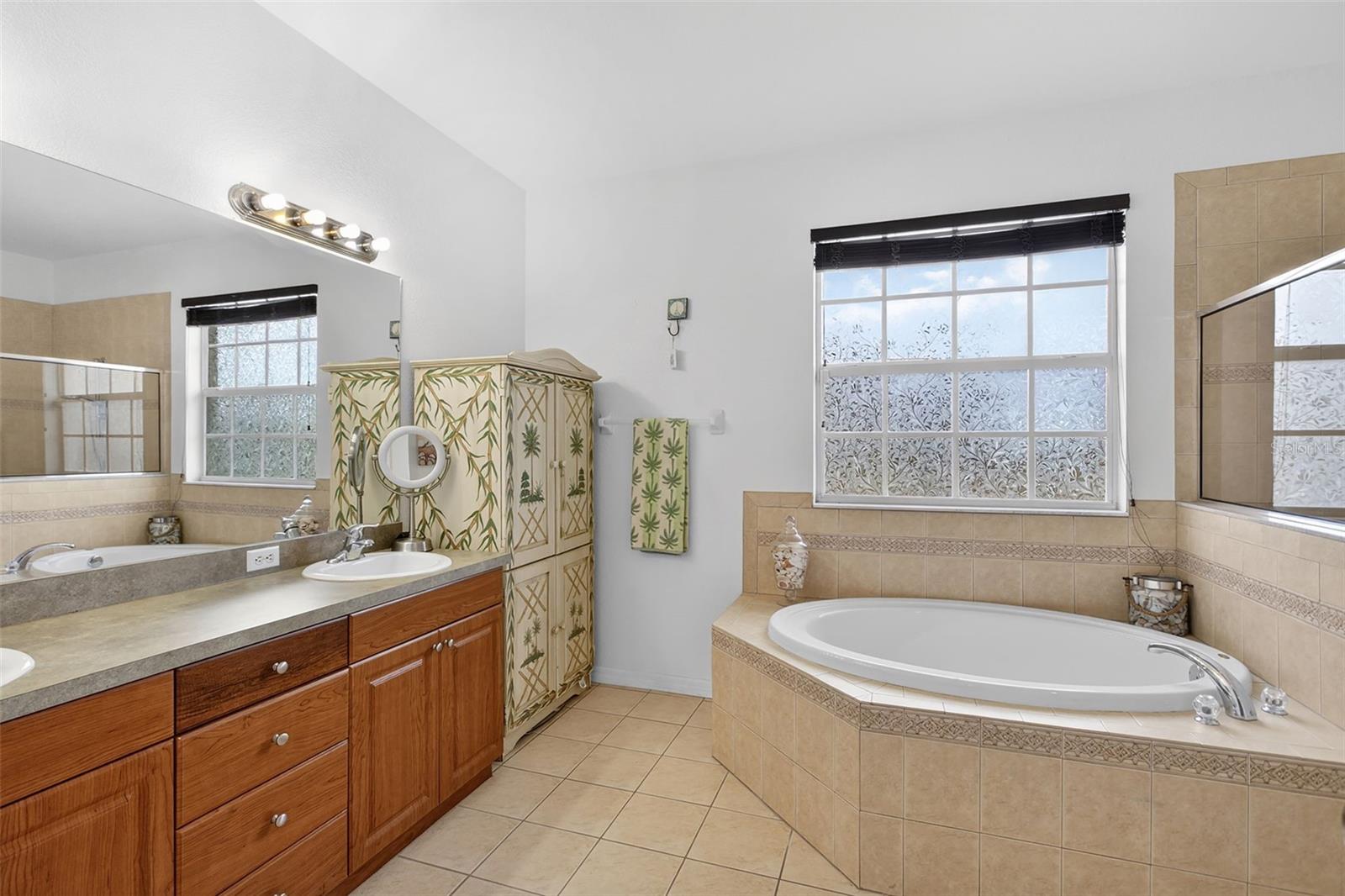 ROTONDA SANDS - Residential