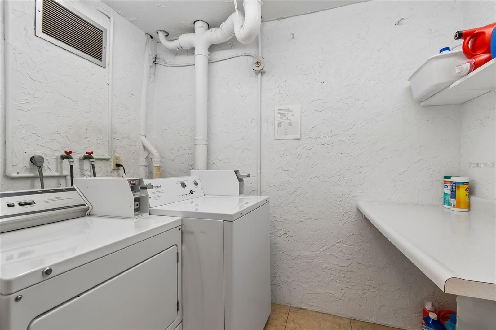 PRELUDE 80 CONDO - Residential