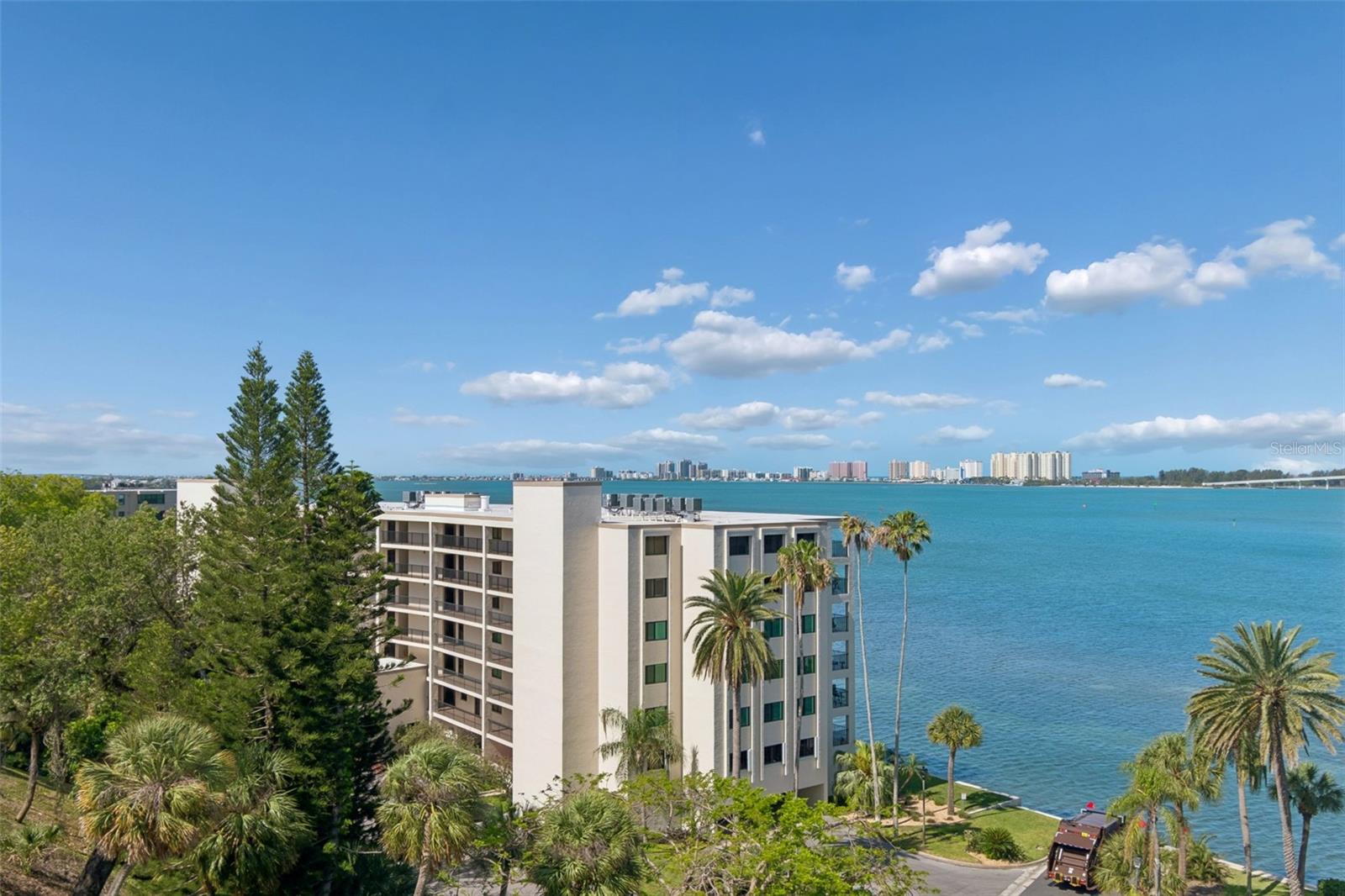 PRELUDE 80 CONDO - Residential