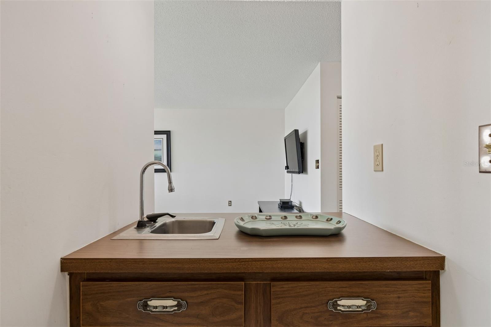 PRELUDE 80 CONDO - Residential