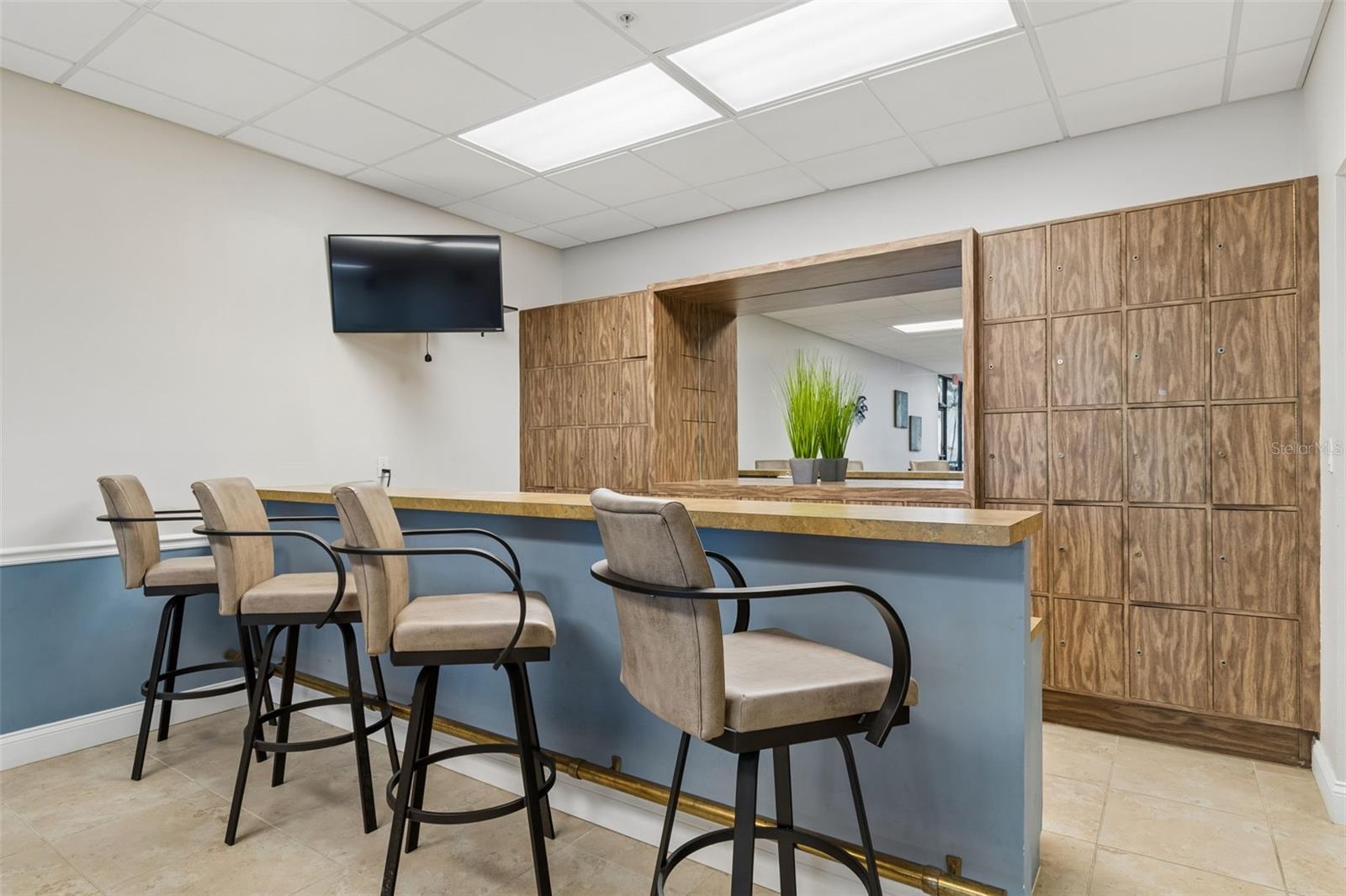 PRELUDE 80 CONDO - Residential