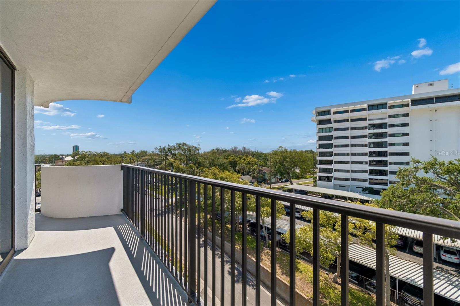 PRELUDE 80 CONDO - Residential