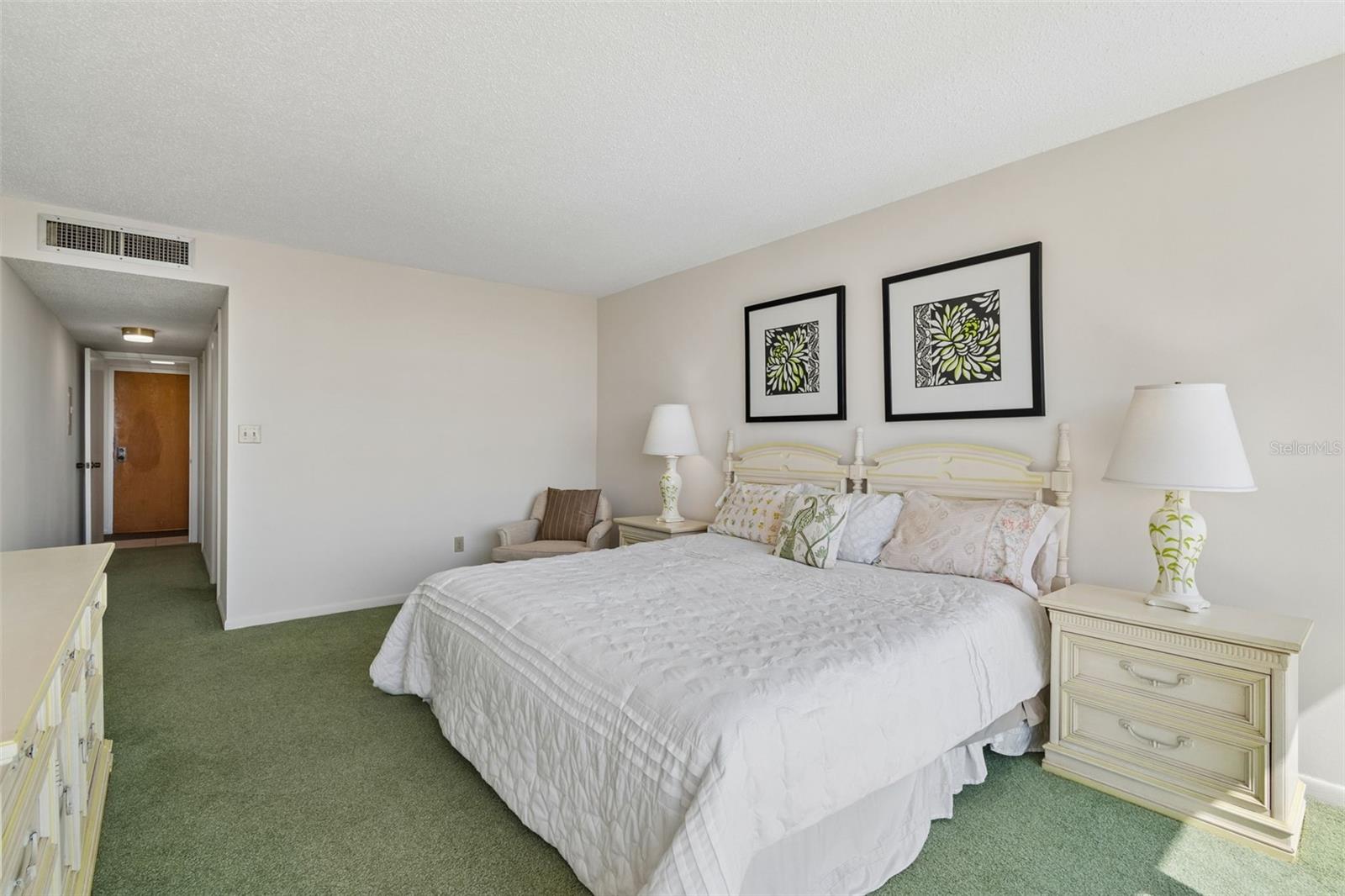 PRELUDE 80 CONDO - Residential