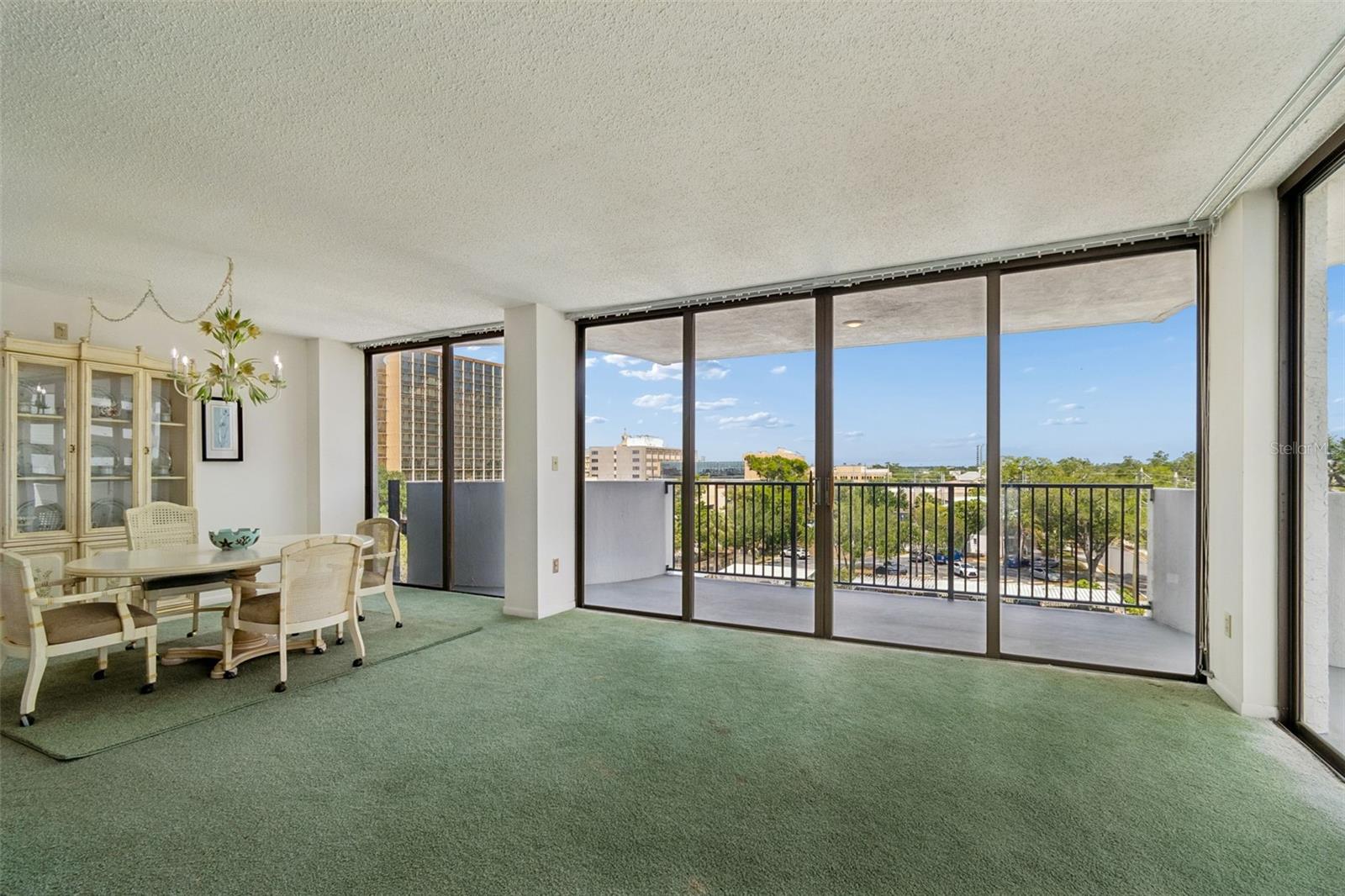 PRELUDE 80 CONDO - Residential