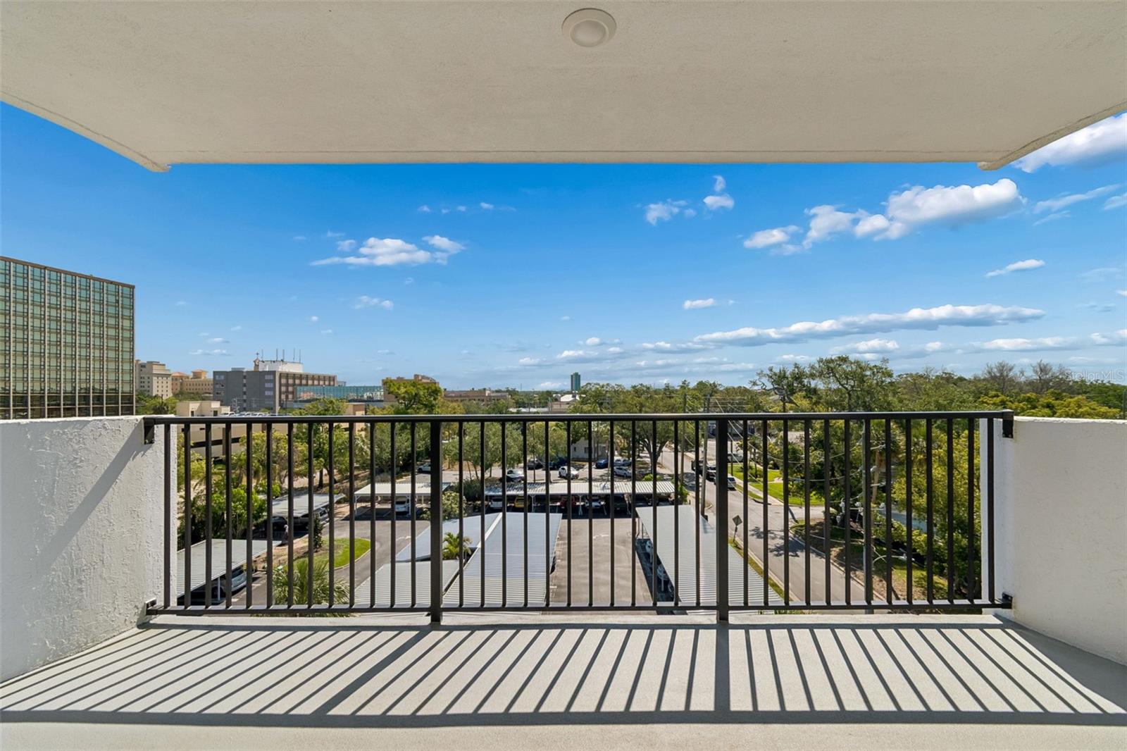 PRELUDE 80 CONDO - Residential