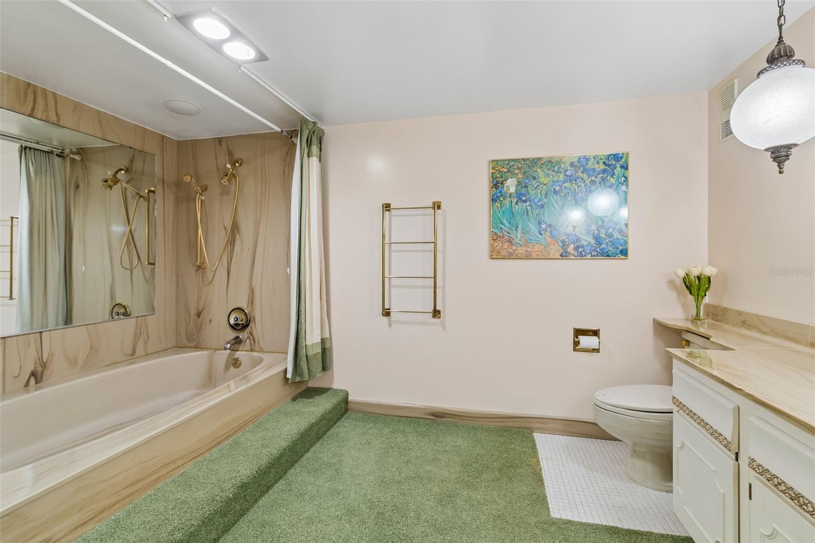 PRELUDE 80 CONDO - Residential