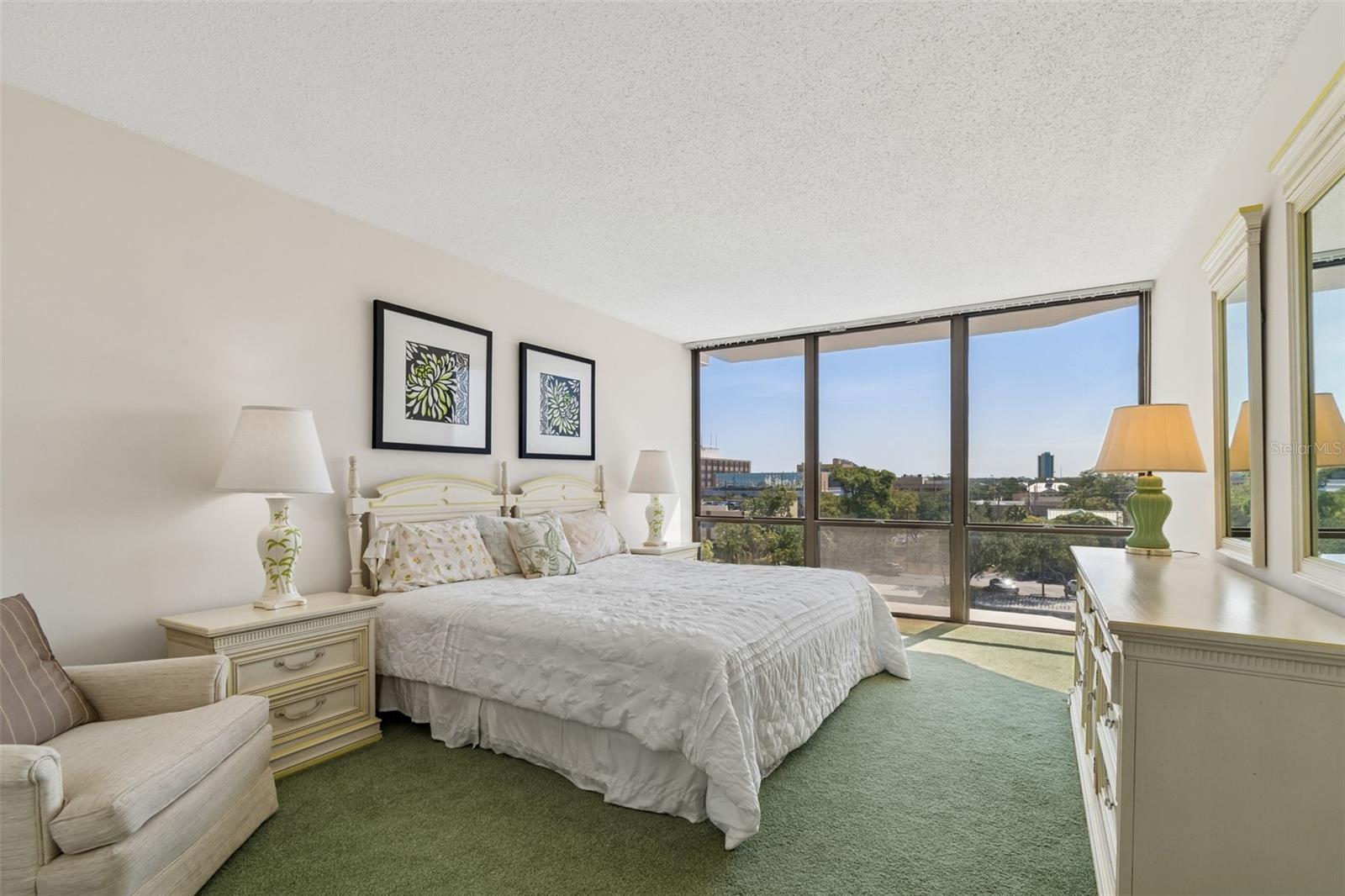 PRELUDE 80 CONDO - Residential