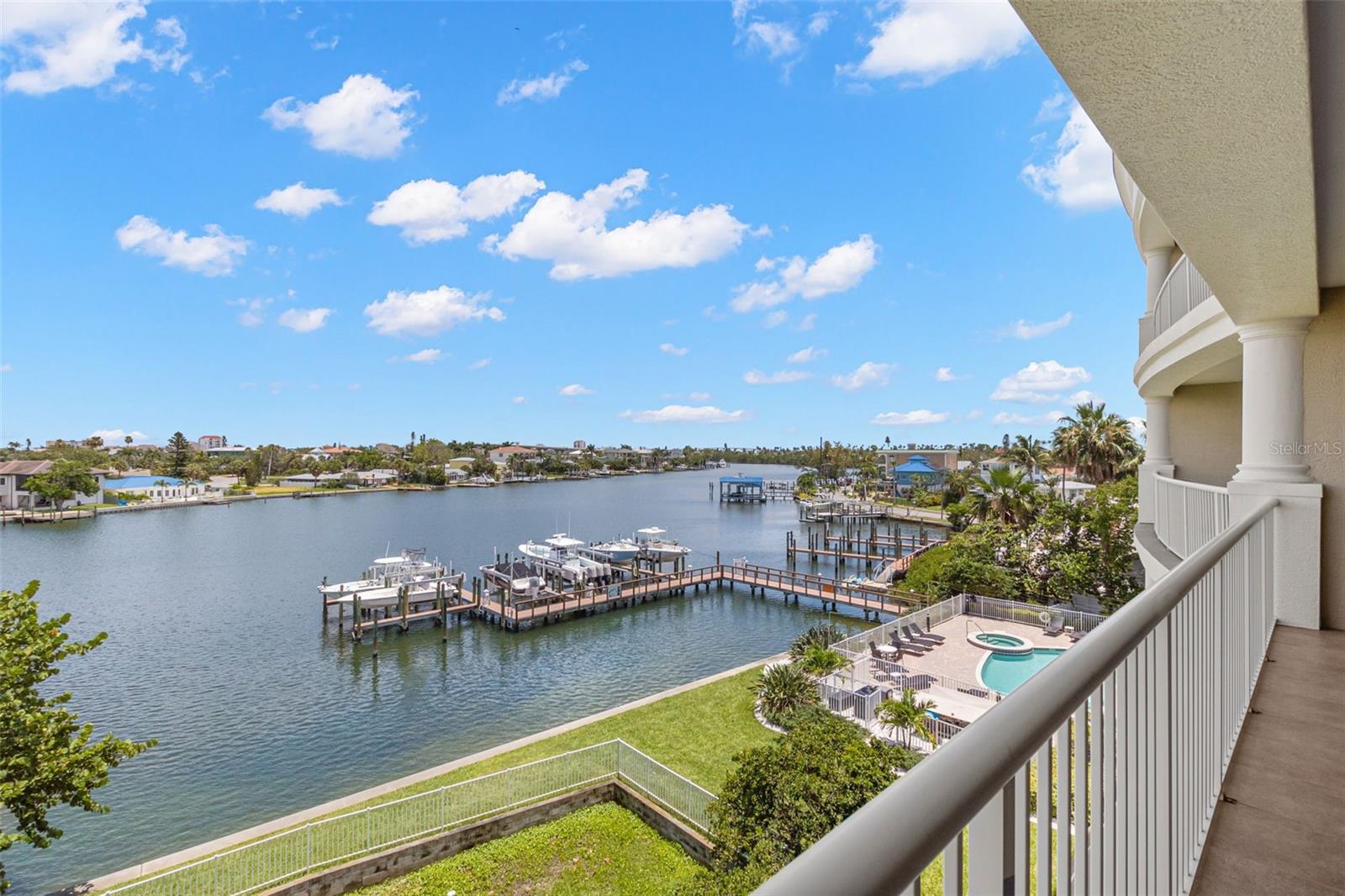 3805 GULF BOULEVARD 401
