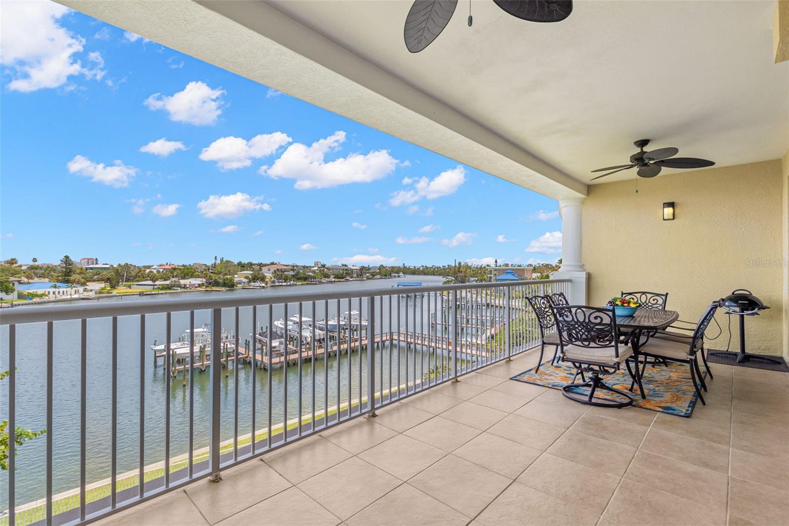 3805 GULF BOULEVARD 401