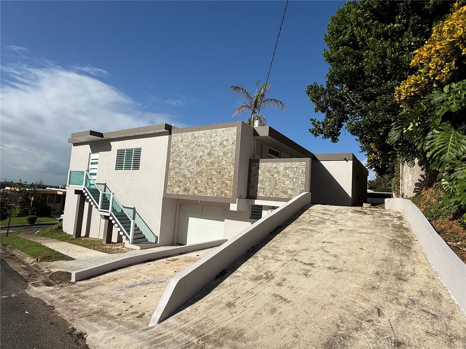 MONTEREY - Residential