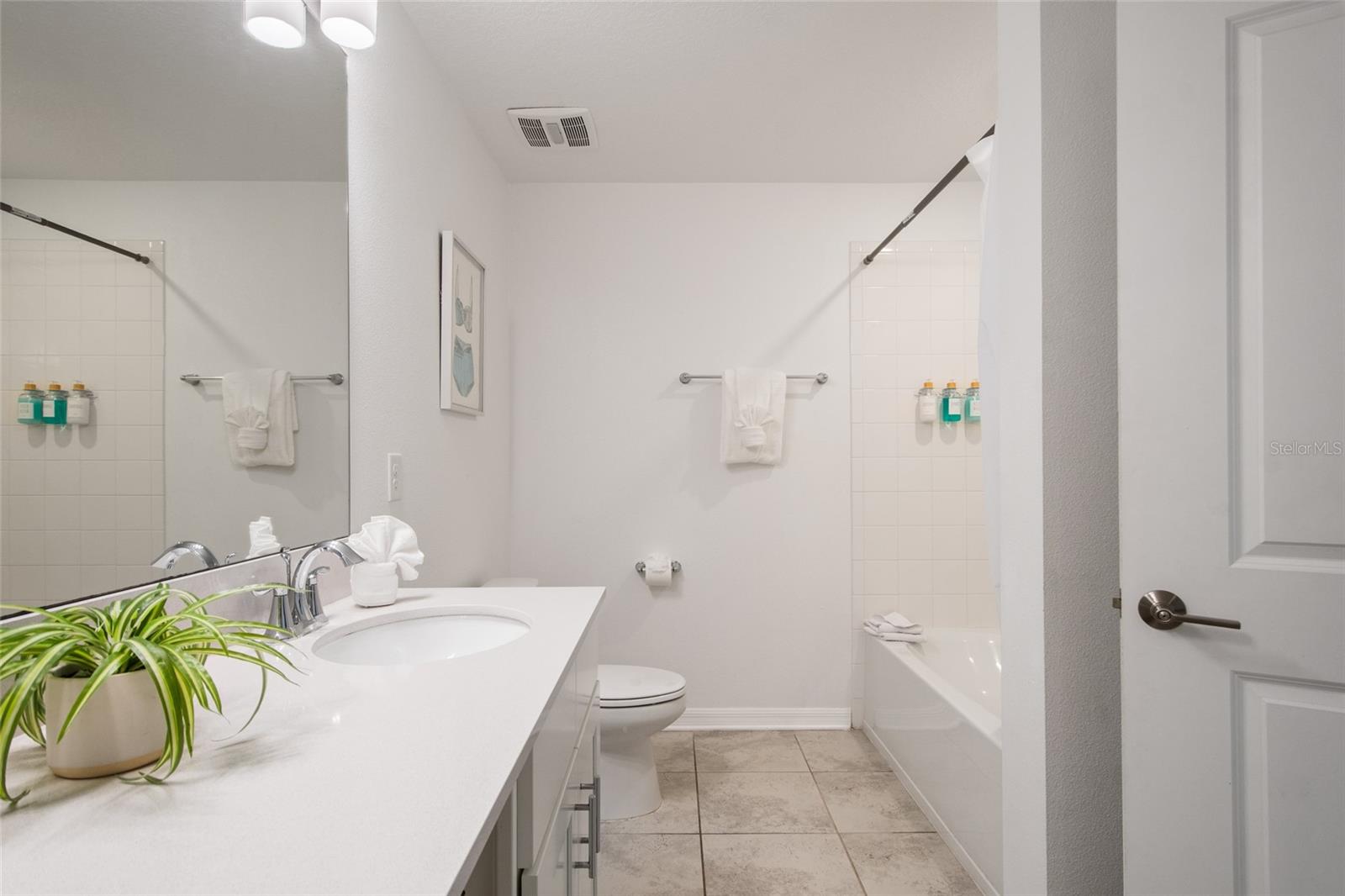 THE TERRACES AT STOREY LAKE CONDO 3 PH 12 - Residential