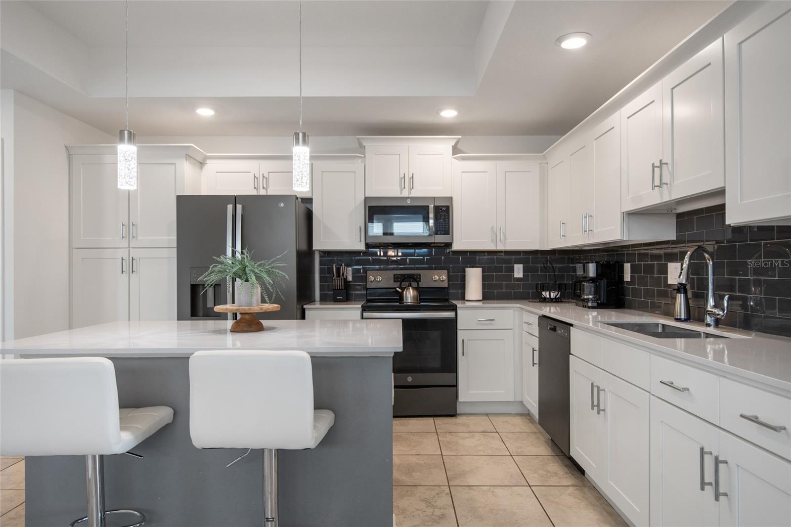 THE TERRACES AT STOREY LAKE CONDO 3 PH 12 - Residential