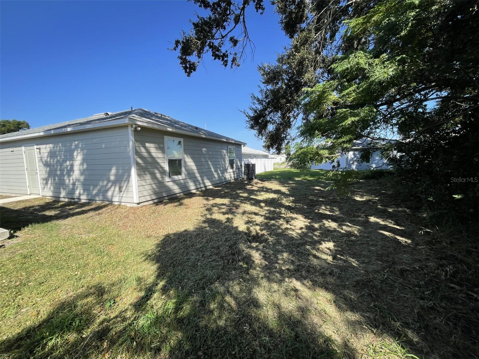 SILVER PINES POINTE - Residential