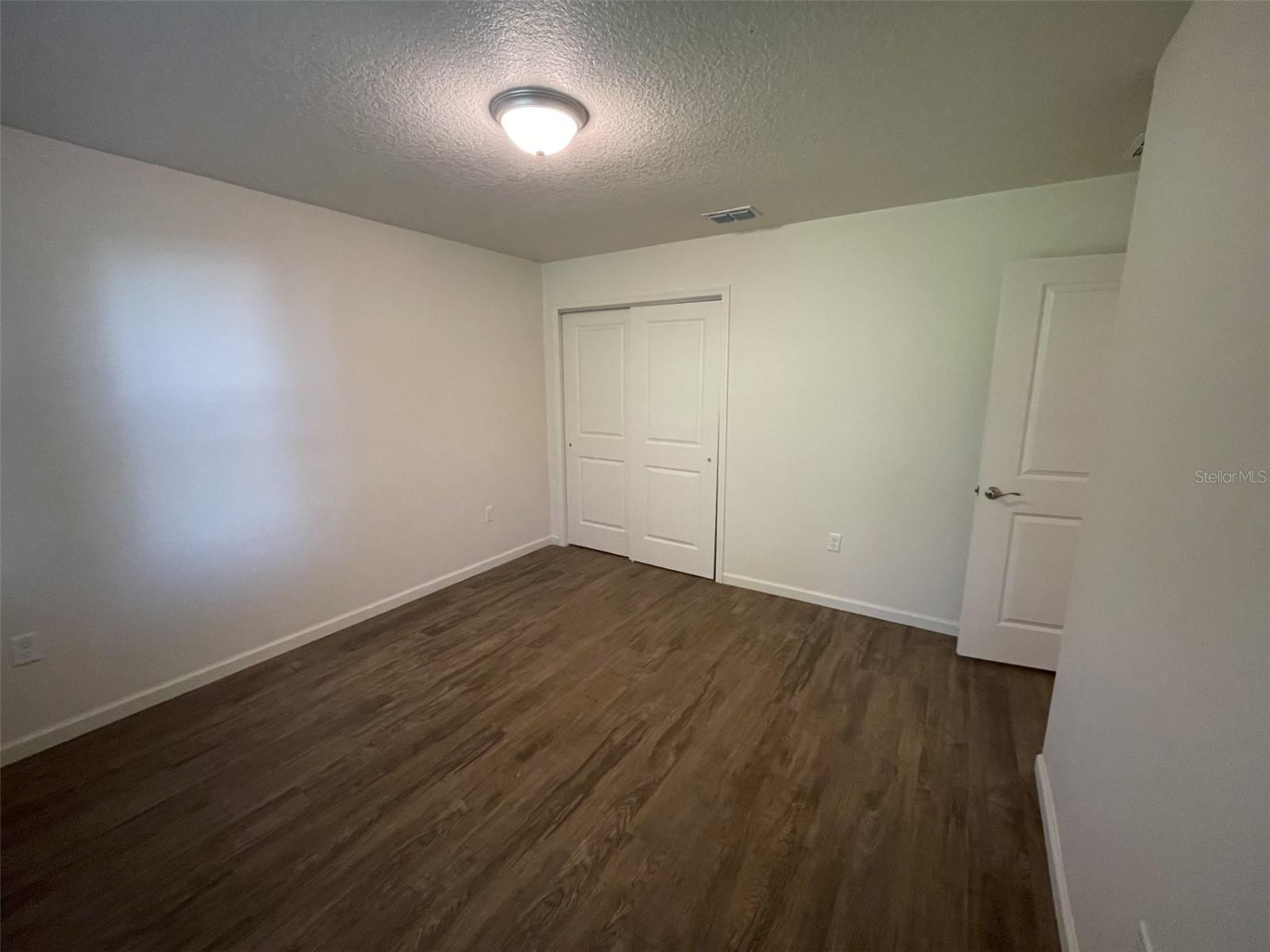 SILVER PINES POINTE - Residential