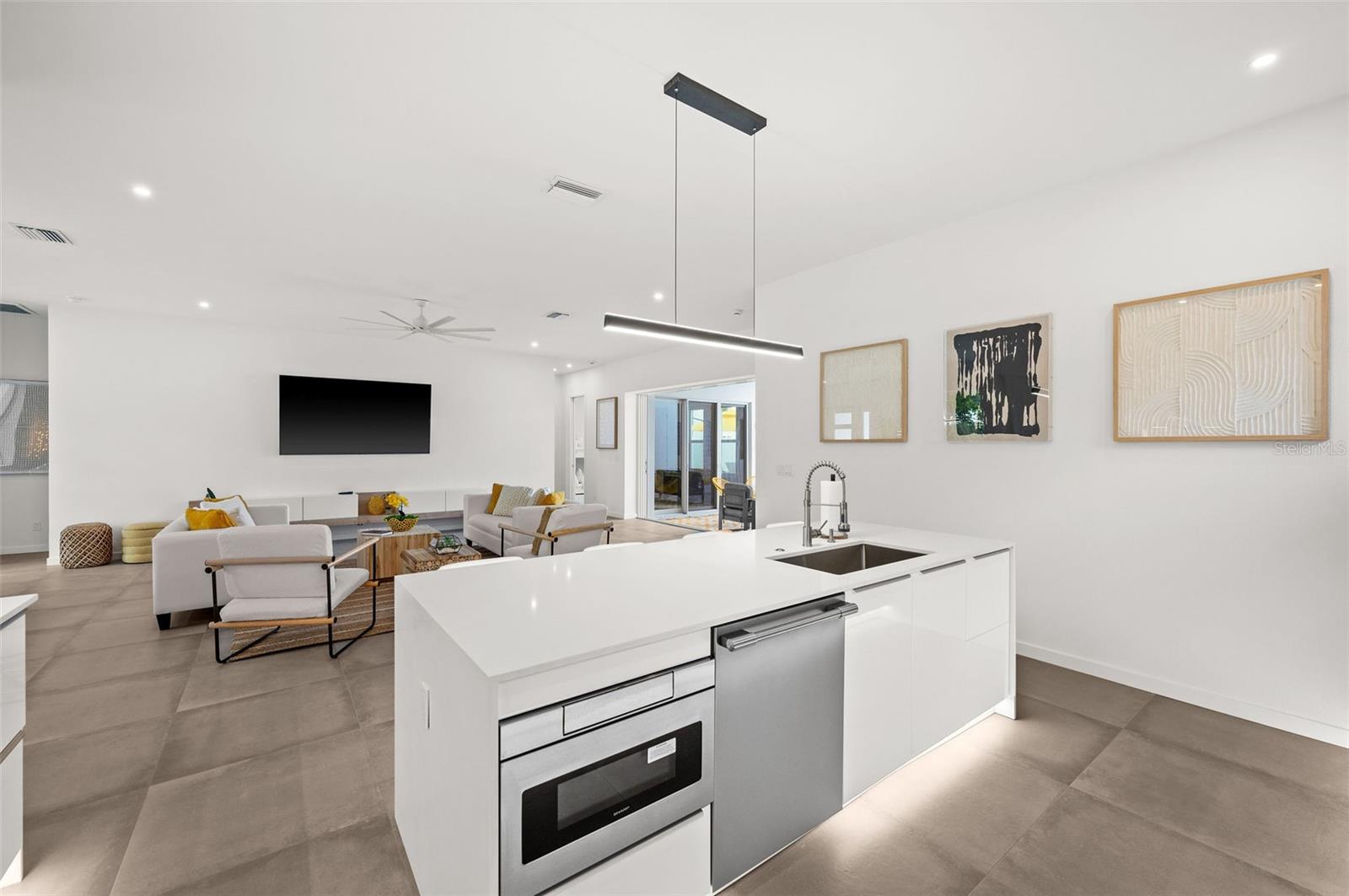 LOMA LINDA PARK - Residential Lease