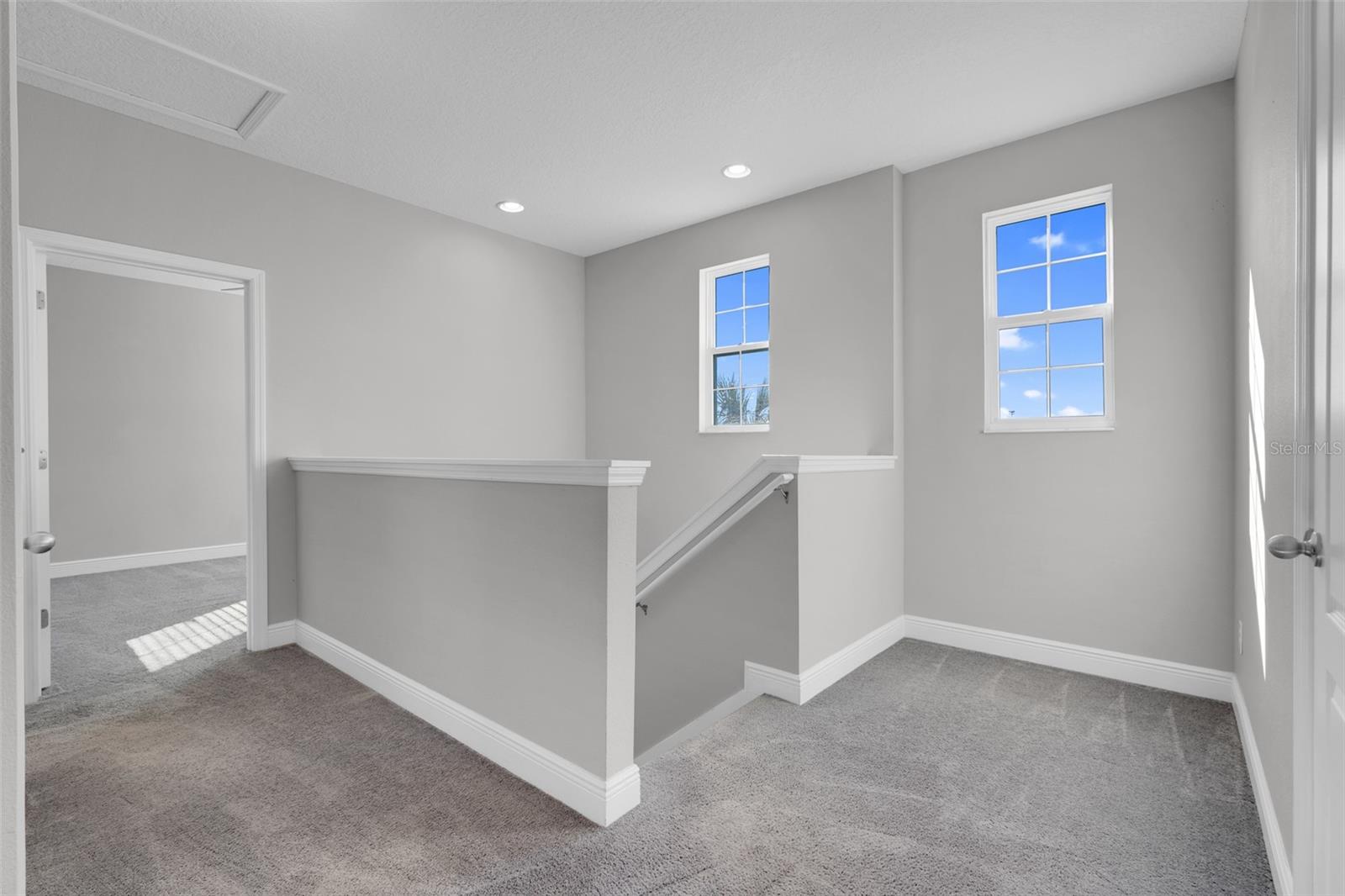 HILLTOP RESERVE - Residential Lease