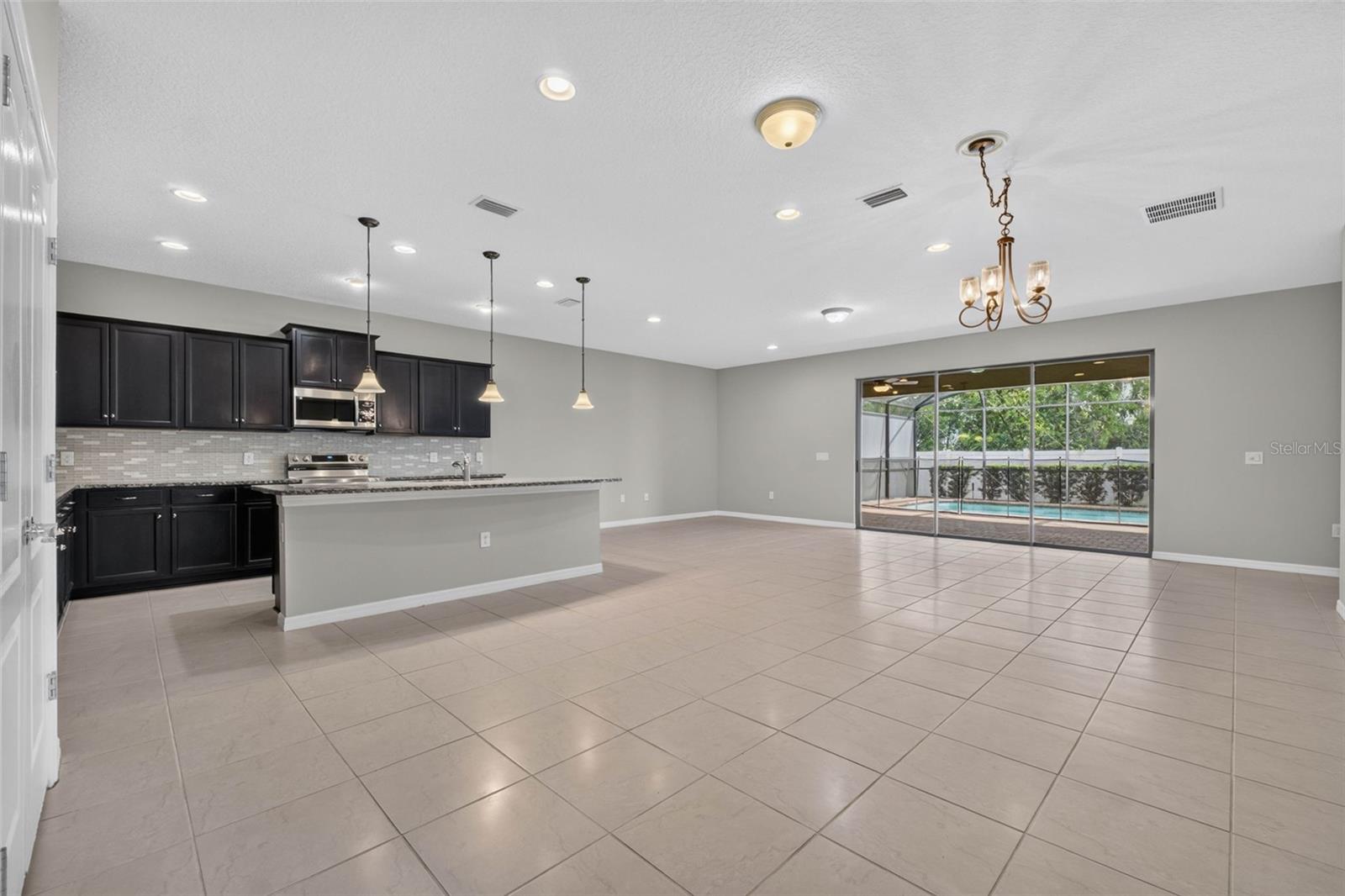 8924 BENGAL COURT