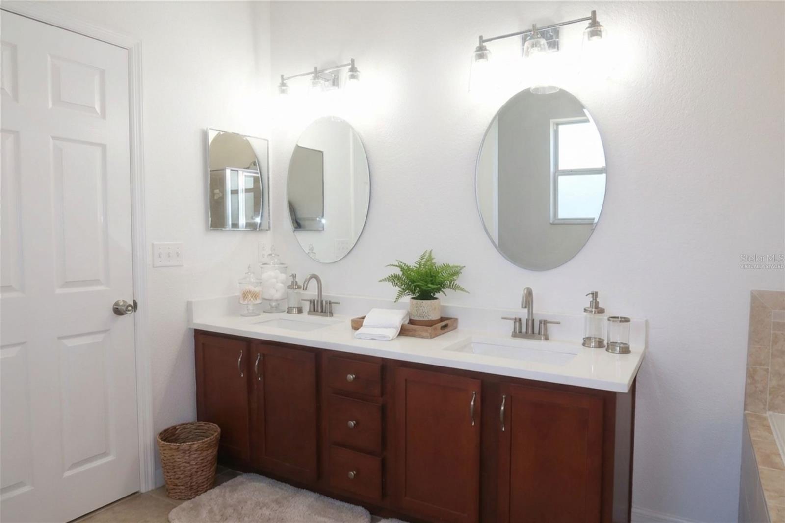 3370 WINCHESTER ESTATES CIRCLE