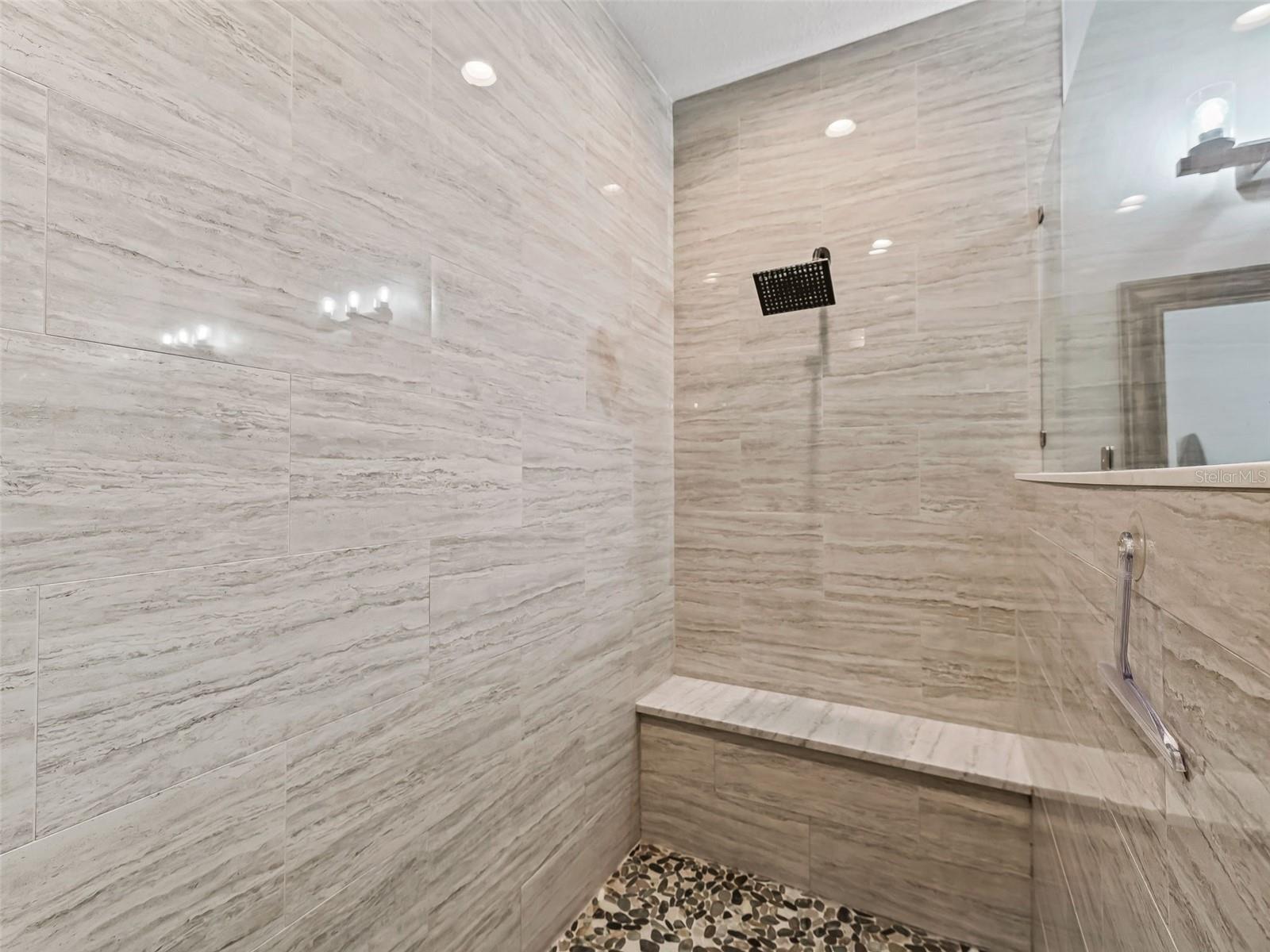 SADDLEBAGS RIDGE - Residential